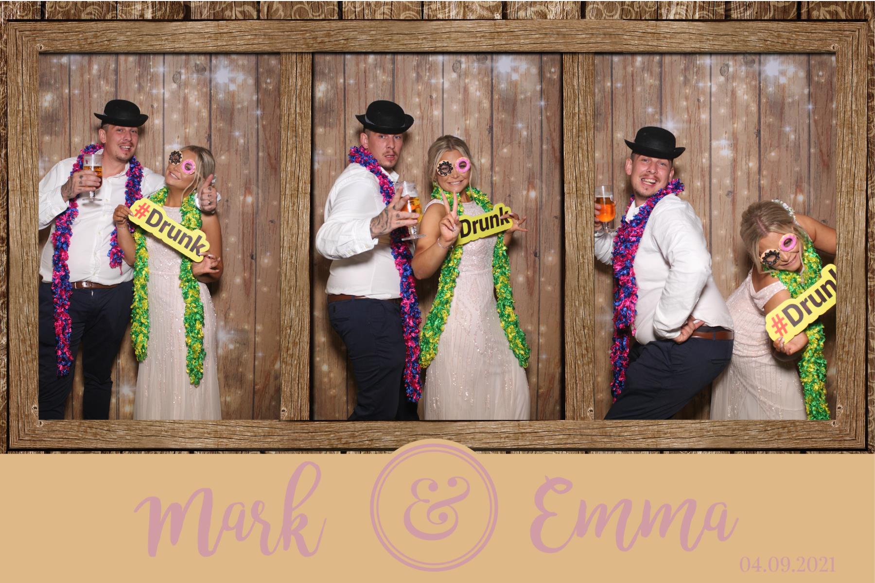 Mark & Emma  | View more photos from the event at gallery.magicimages.uk/u/MagicImages/Mark-Emma
