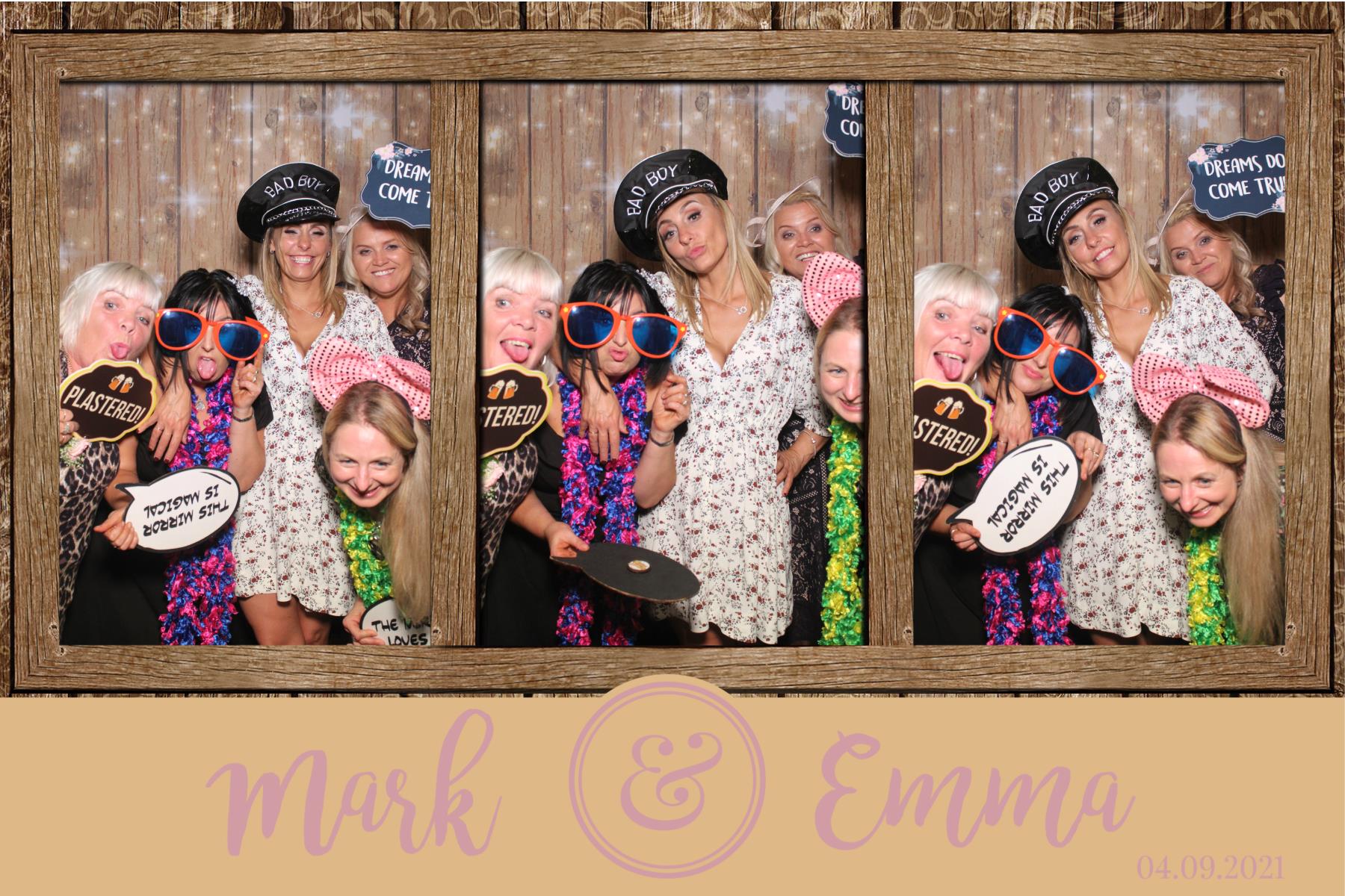 Mark & Emma  | View more photos from the event at gallery.magicimages.uk/u/MagicImages/Mark-Emma