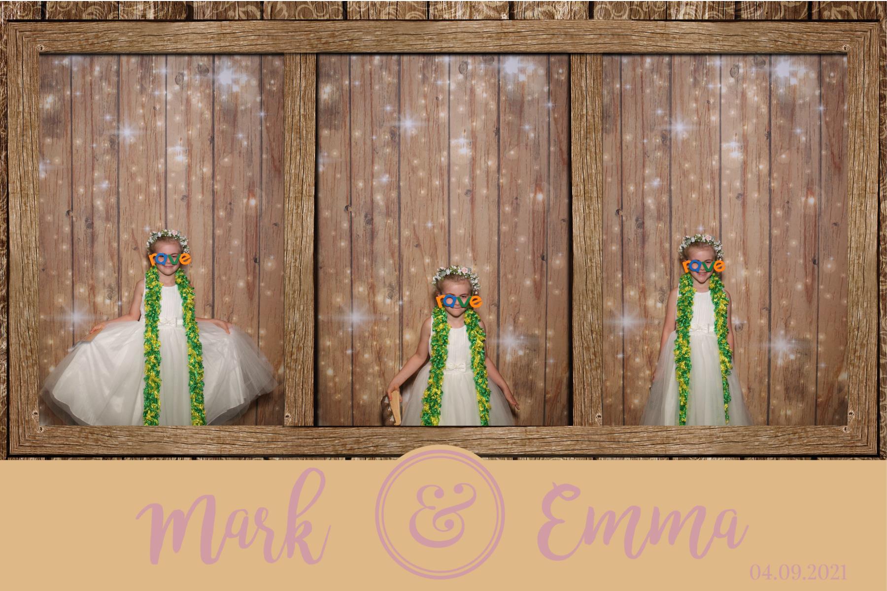 Mark & Emma  | View more photos from the event at gallery.magicimages.uk/u/MagicImages/Mark-Emma