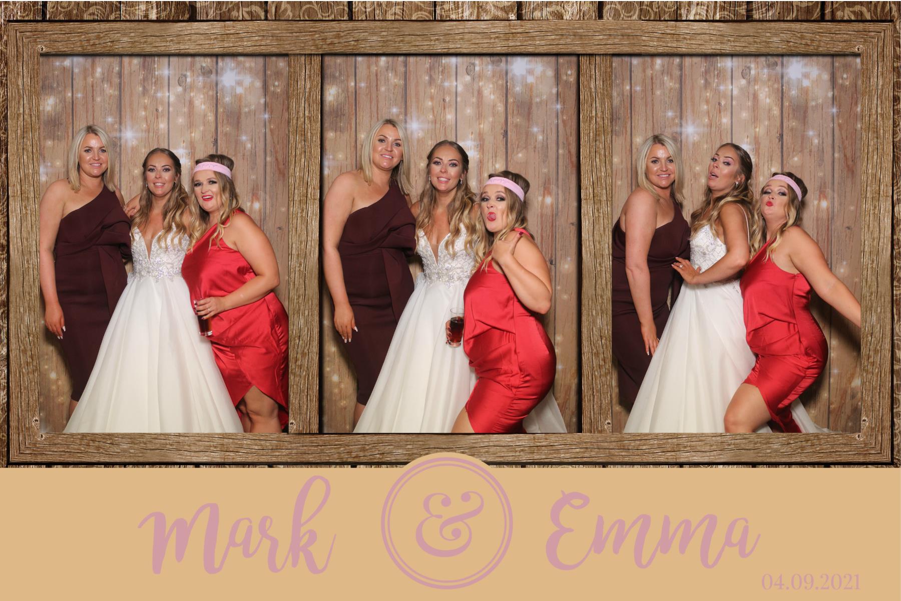 Mark & Emma  | View more photos from the event at gallery.magicimages.uk/u/MagicImages/Mark-Emma