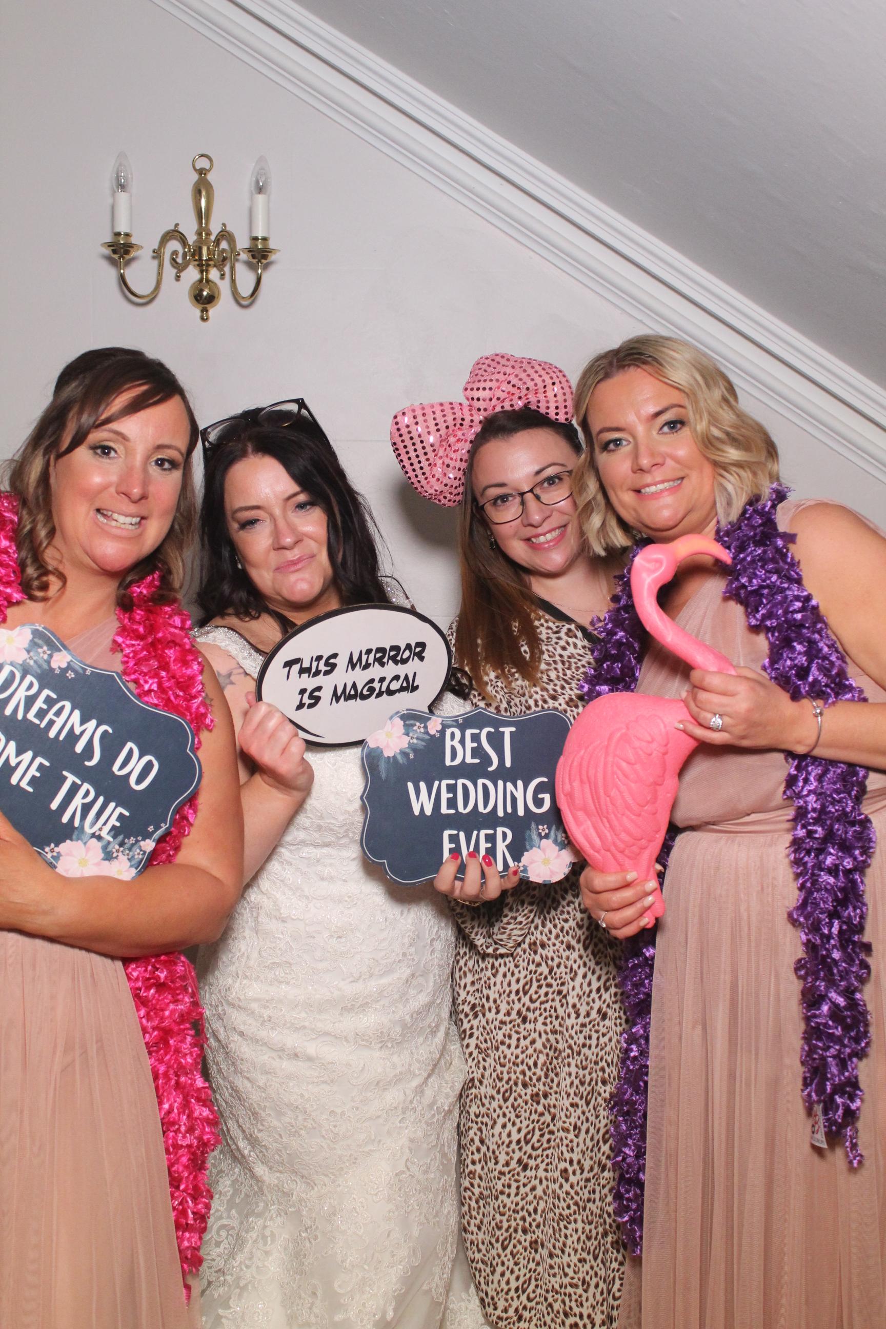 Melissa & Steve  | View more photos from the event at gallery.magicimages.uk/u/MagicImages/Melissa-Steve