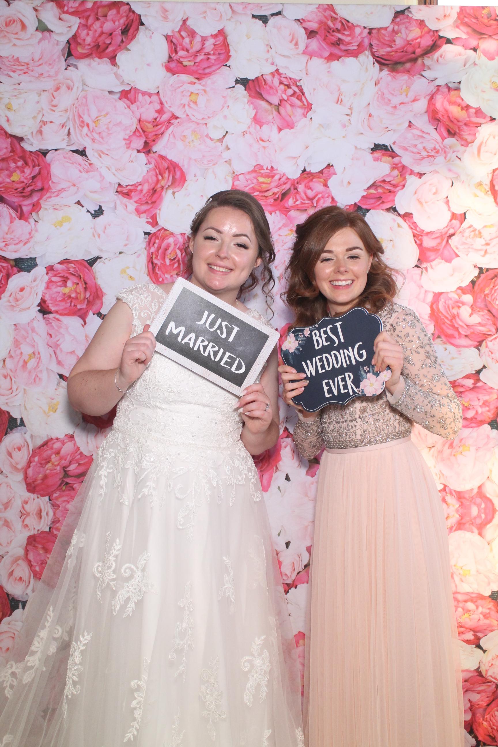 Mr & Mrs Ashley  | View more photos from the event at gallery.magicimages.uk/u/MagicImages/Mr-Mrs-Ashley