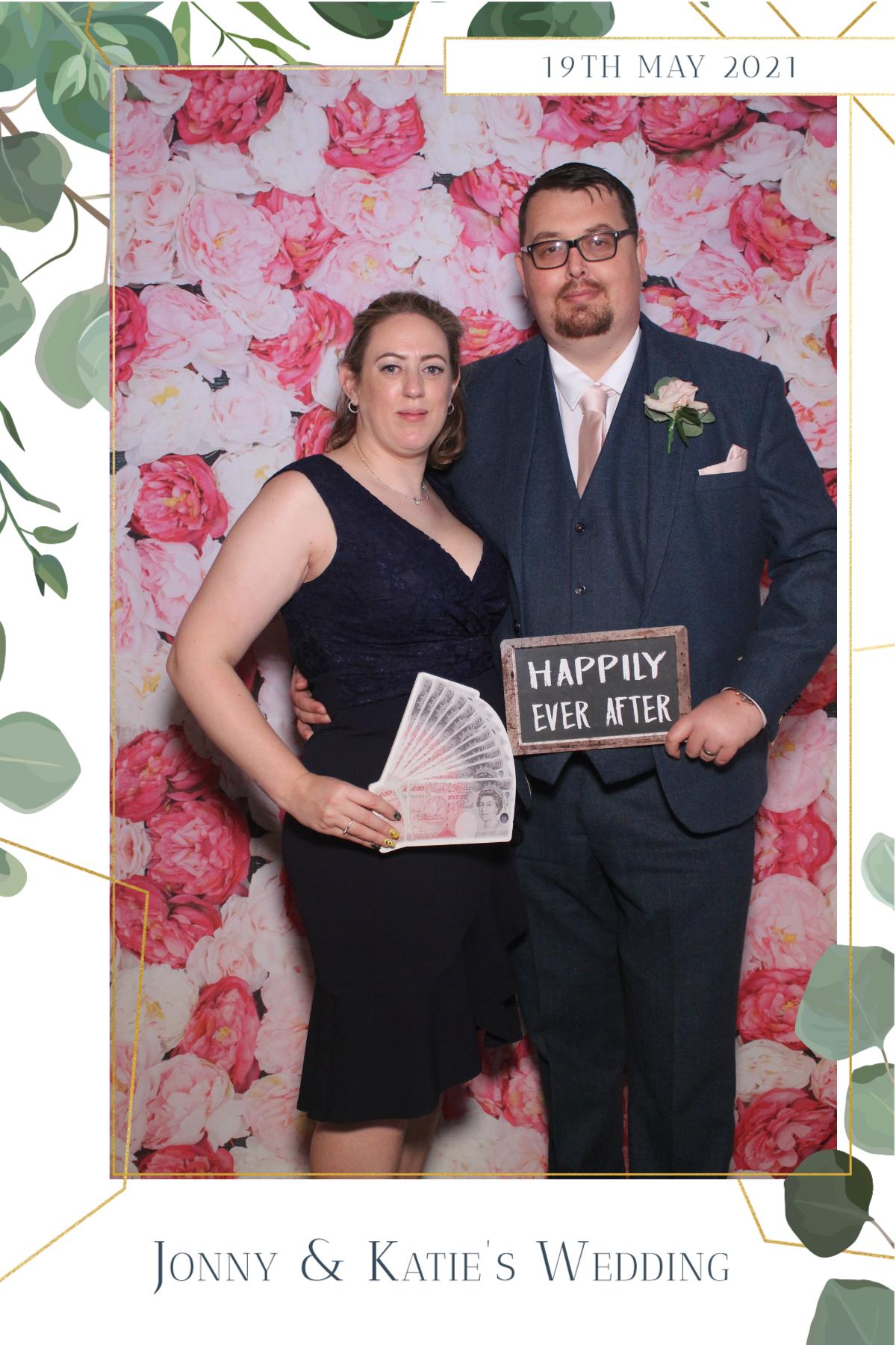 Mr & Mrs Ashley  | View more photos from the event at gallery.magicimages.uk/u/MagicImages/Mr-Mrs-Ashley