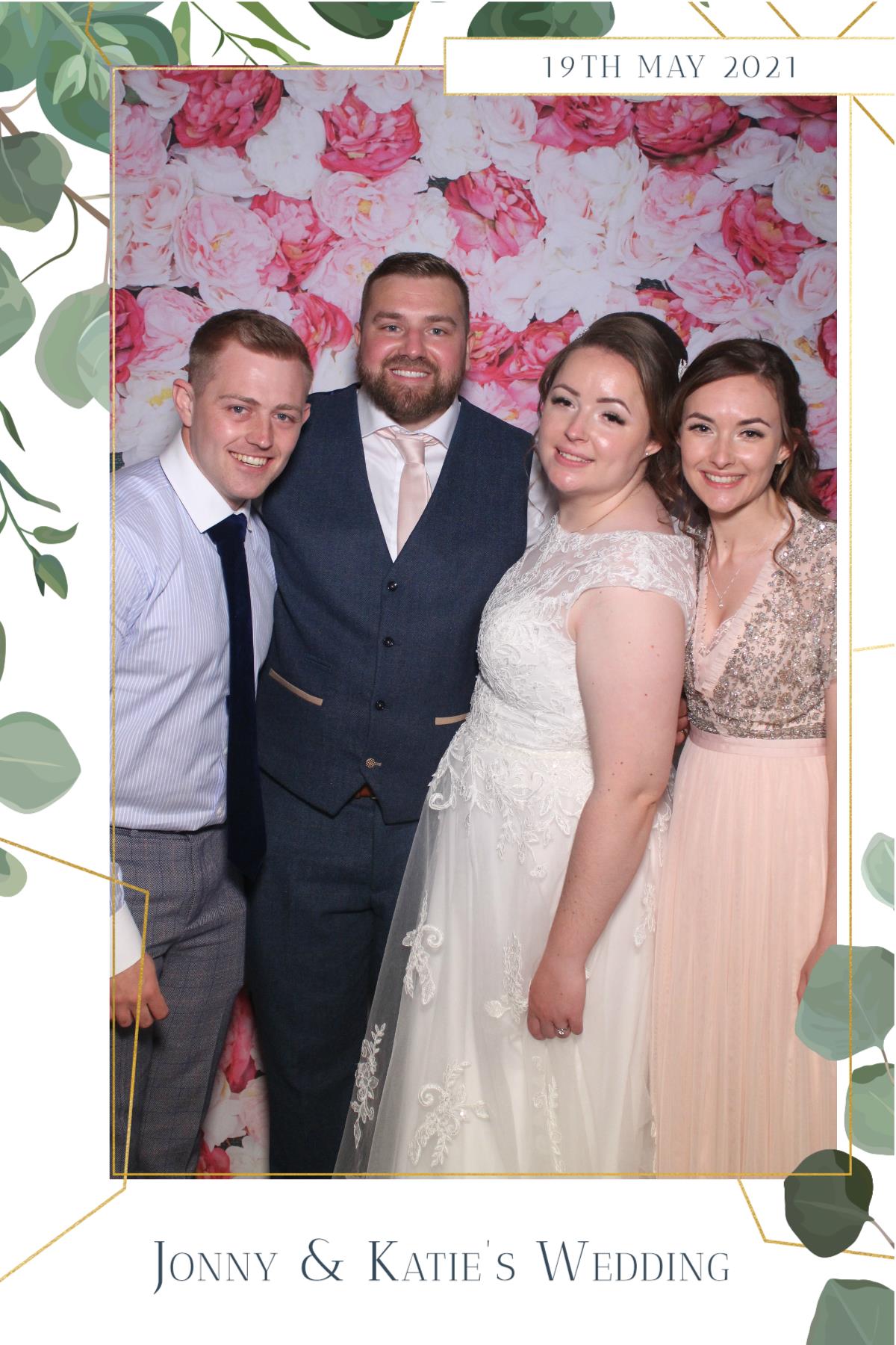 Mr & Mrs Ashley  | View more photos from the event at gallery.magicimages.uk/u/MagicImages/Mr-Mrs-Ashley