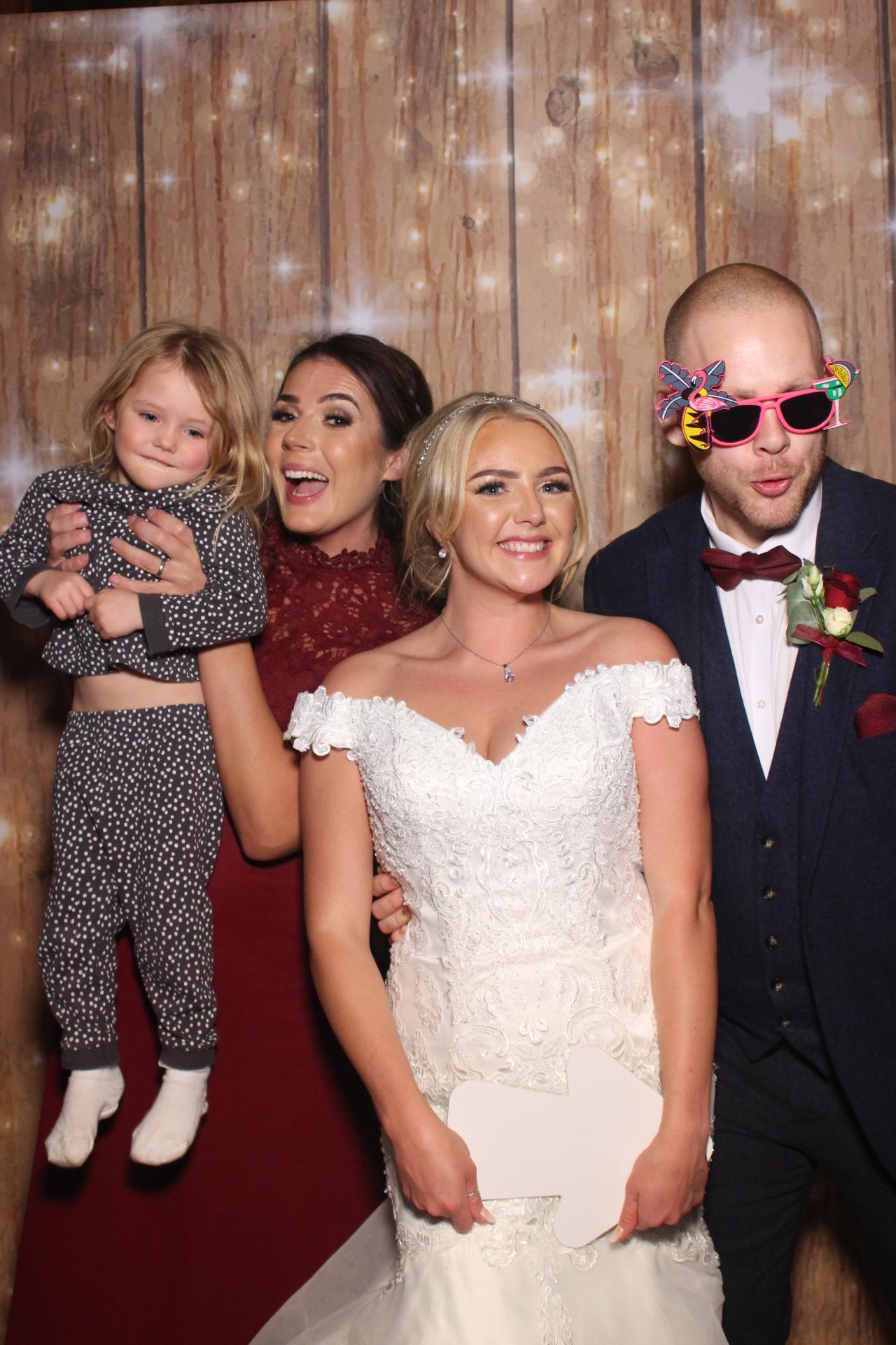 Mr & Mrs Long  | View more photos from the event at gallery.magicimages.uk/u/MagicImages/Mr-Mrs-Long