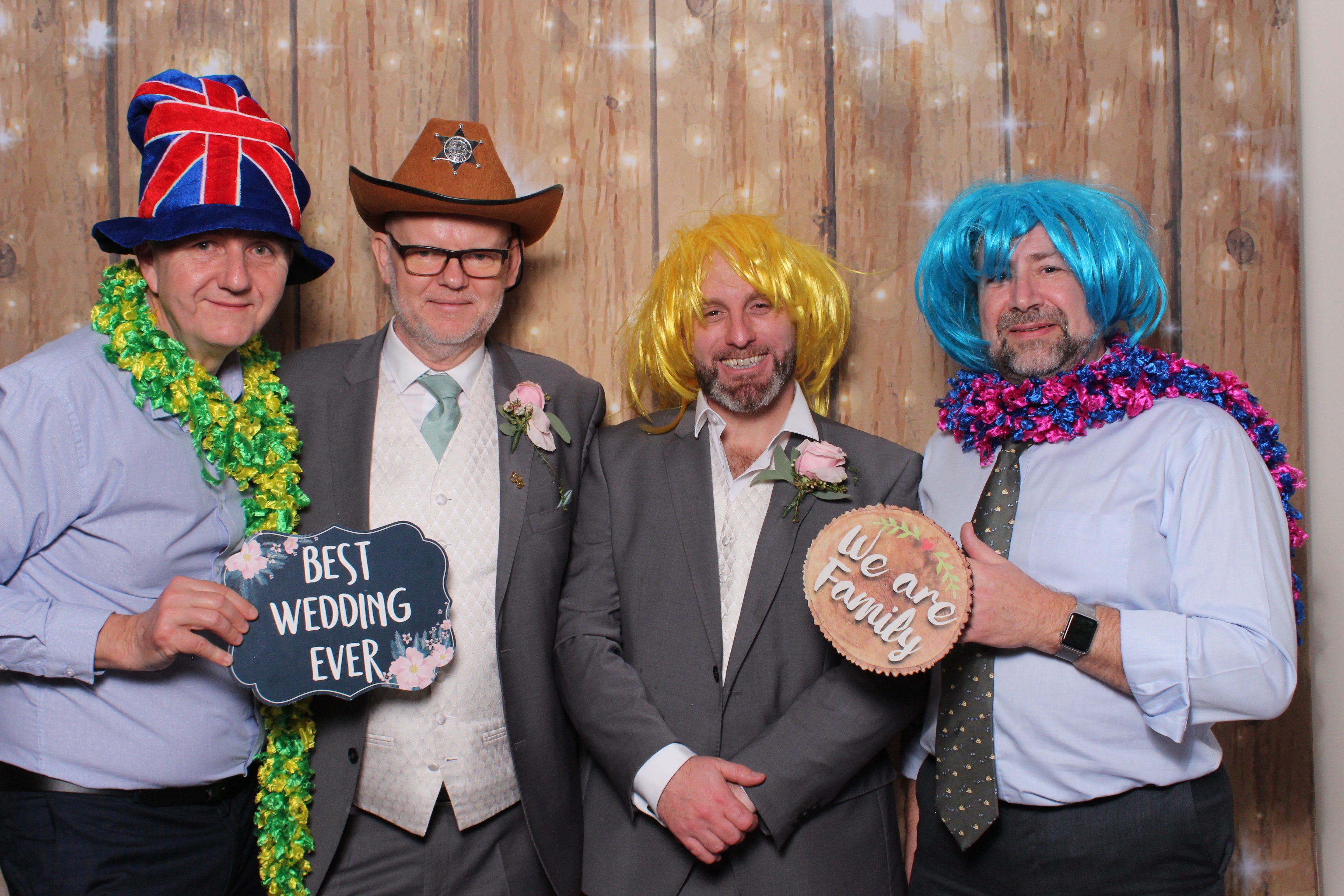 Mr & Mrs Mcleod  | View more photos from the event at gallery.magicimages.uk/u/MagicImages/Mr-Mrs-Mcleod