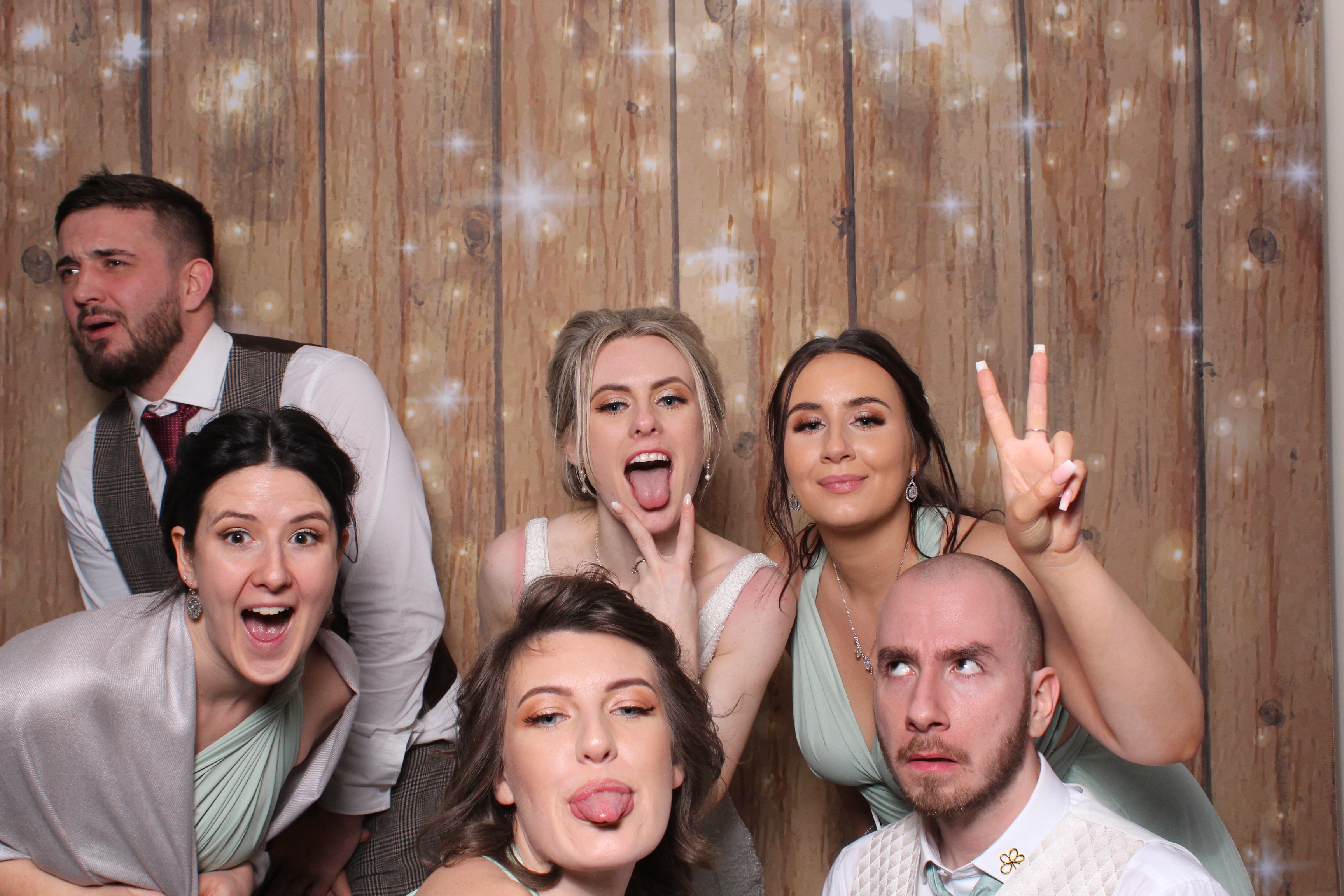Mr & Mrs Mcleod  | View more photos from the event at gallery.magicimages.uk/u/MagicImages/Mr-Mrs-Mcleod