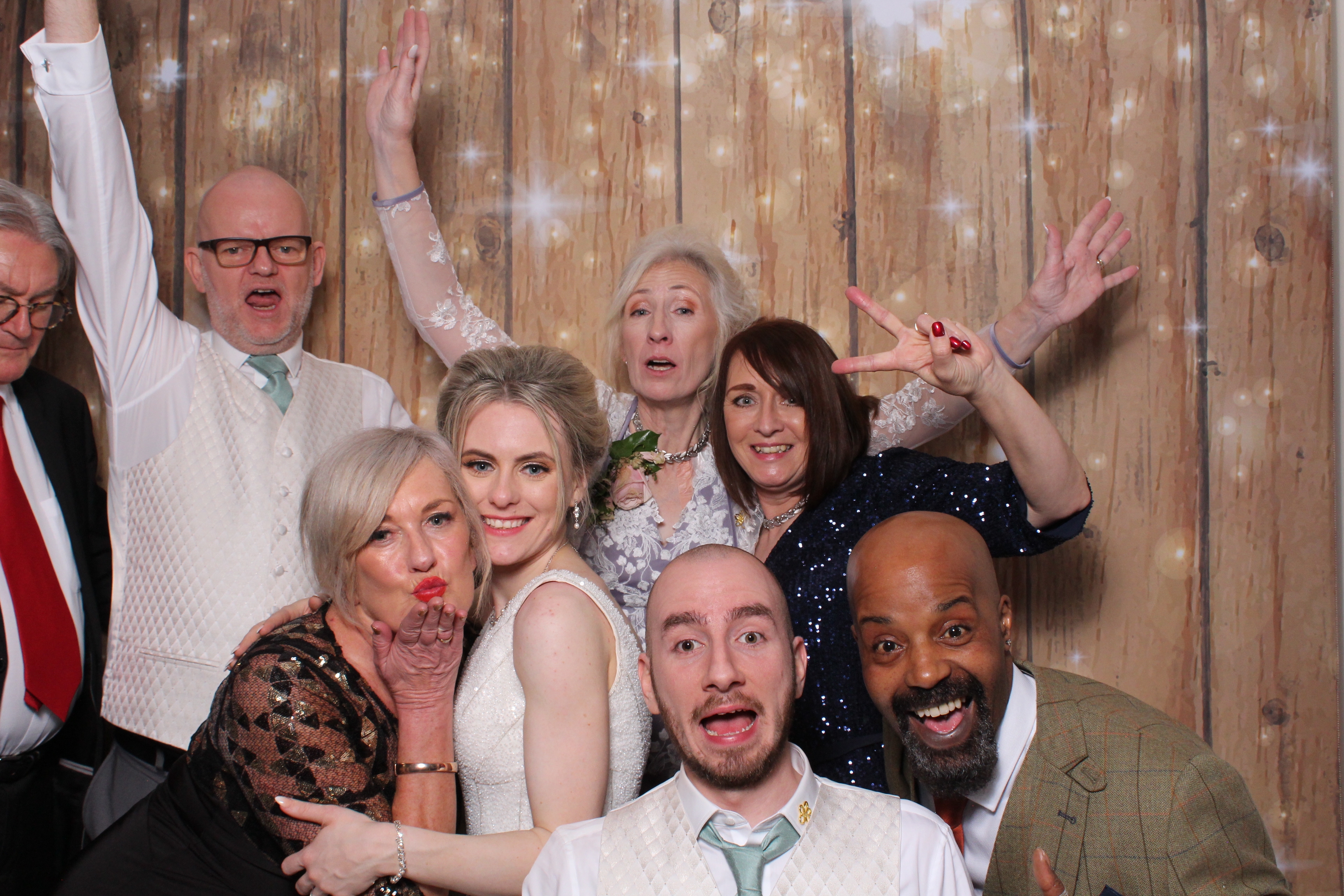 Mr & Mrs Mcleod  | View more photos from the event at gallery.magicimages.uk/u/MagicImages/Mr-Mrs-Mcleod