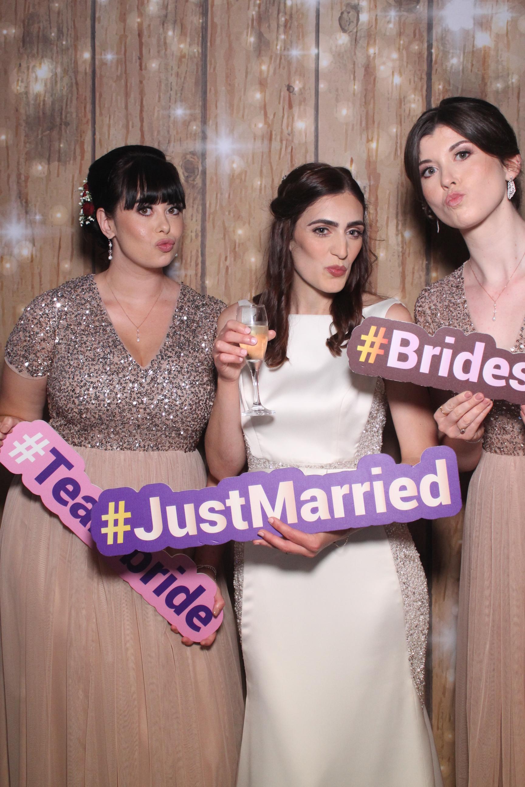 Mr & Mrs Reynolds  | View more photos from the event at gallery.magicimages.uk/u/MagicImages/Mr-Mrs-Reynolds