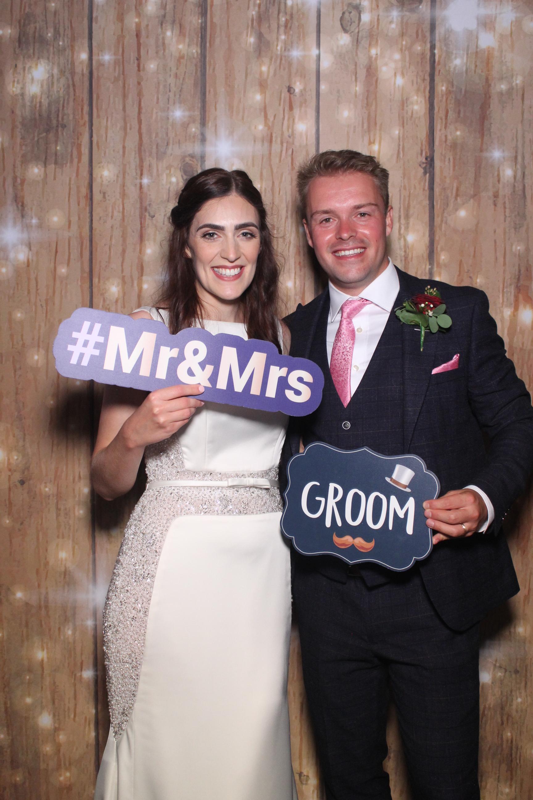 Mr & Mrs Reynolds  | View more photos from the event at gallery.magicimages.uk/u/MagicImages/Mr-Mrs-Reynolds
