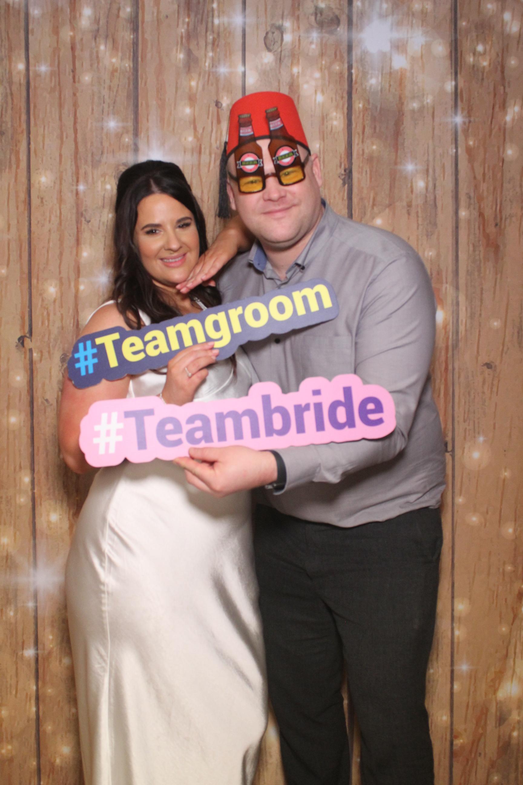 Nikki & Jamie  | View more photos from the event at gallery.magicimages.uk/u/MagicImages/Nikki-Jamie