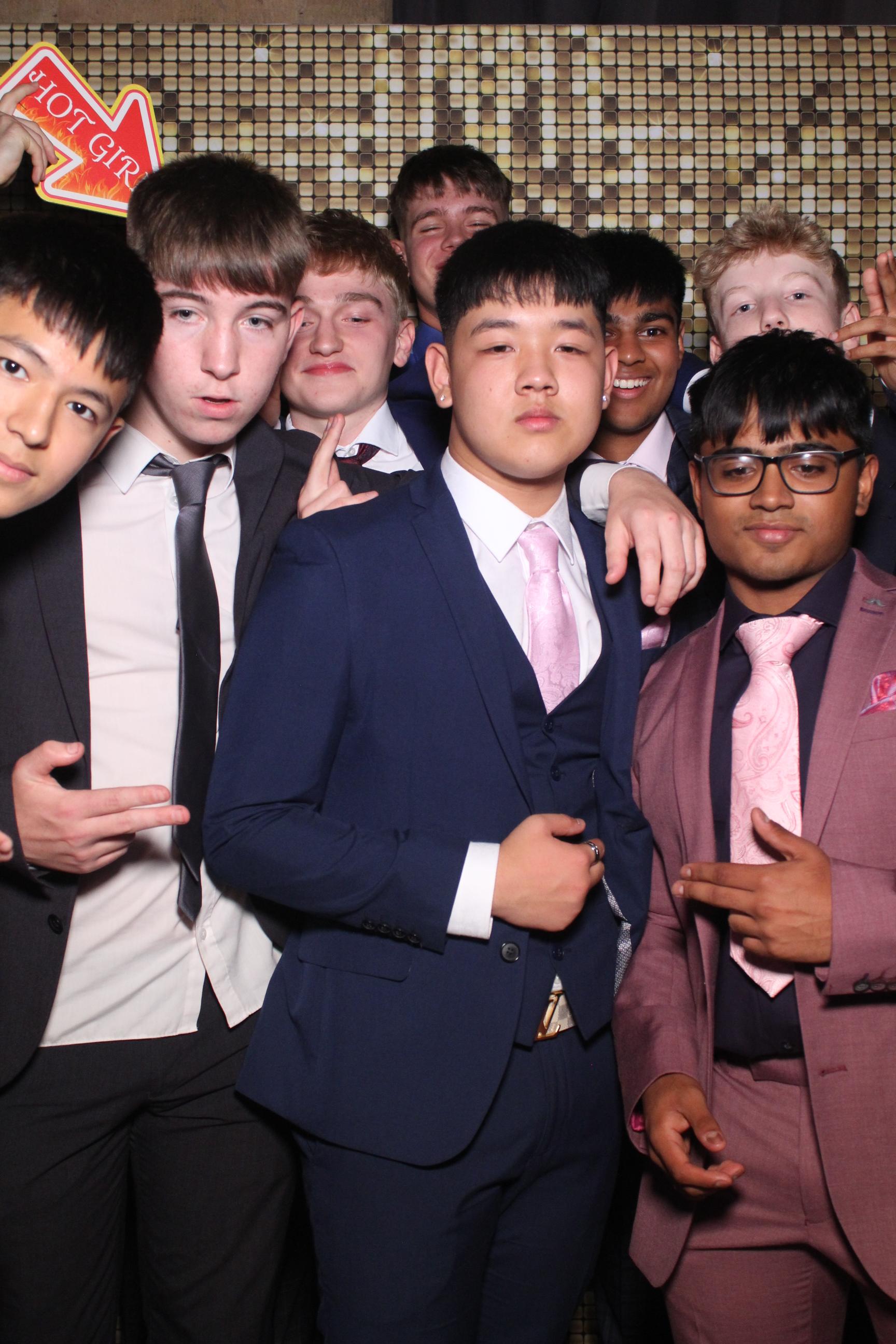 Nottingham high school prom | View more photos from the event at gallery.magicimages.uk/u/MagicImages/Nottingham-high-school-prom