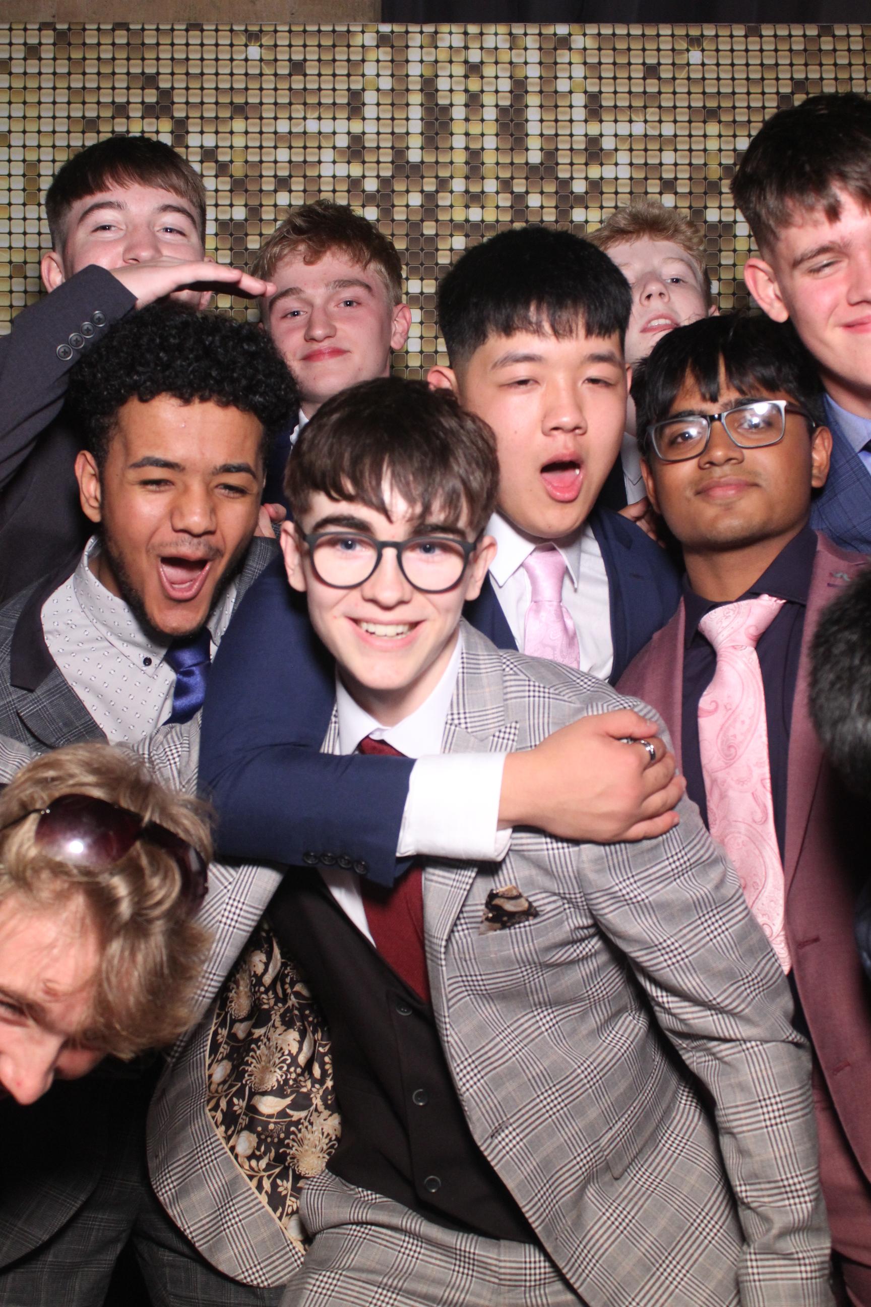 Nottingham high school prom | View more photos from the event at gallery.magicimages.uk/u/MagicImages/Nottingham-high-school-prom
