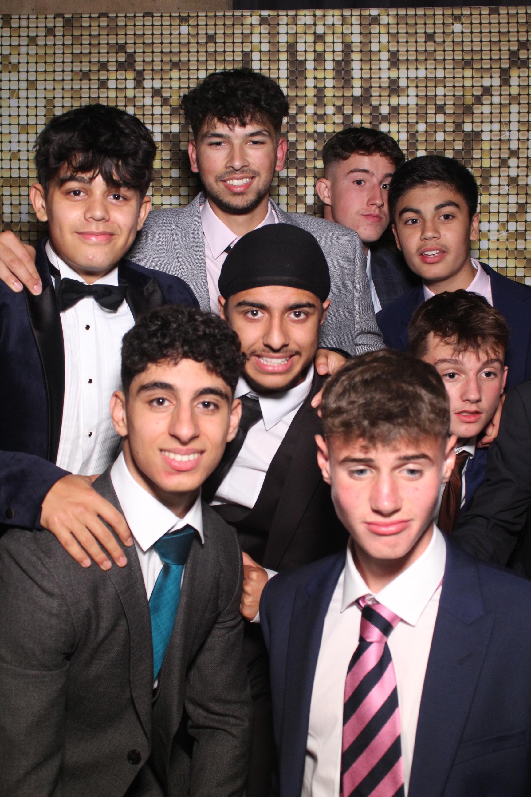 Nottingham high school prom | View more photos from the event at gallery.magicimages.uk/u/MagicImages/Nottingham-high-school-prom
