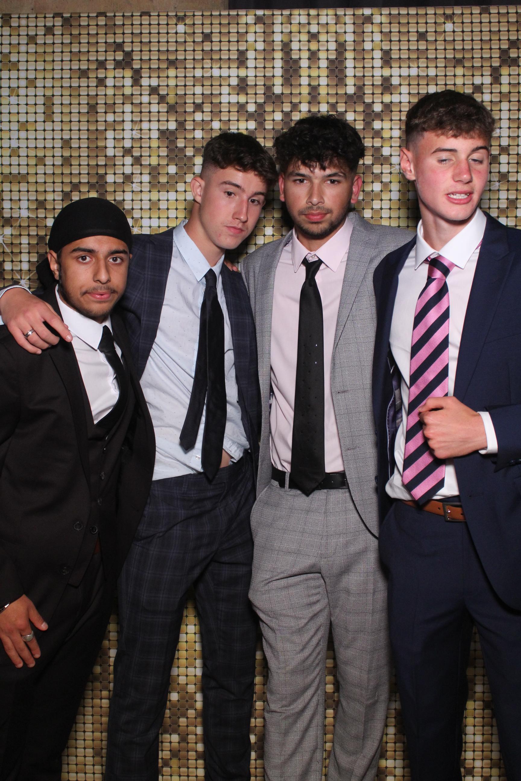 Nottingham high school prom | View more photos from the event at gallery.magicimages.uk/u/MagicImages/Nottingham-high-school-prom
