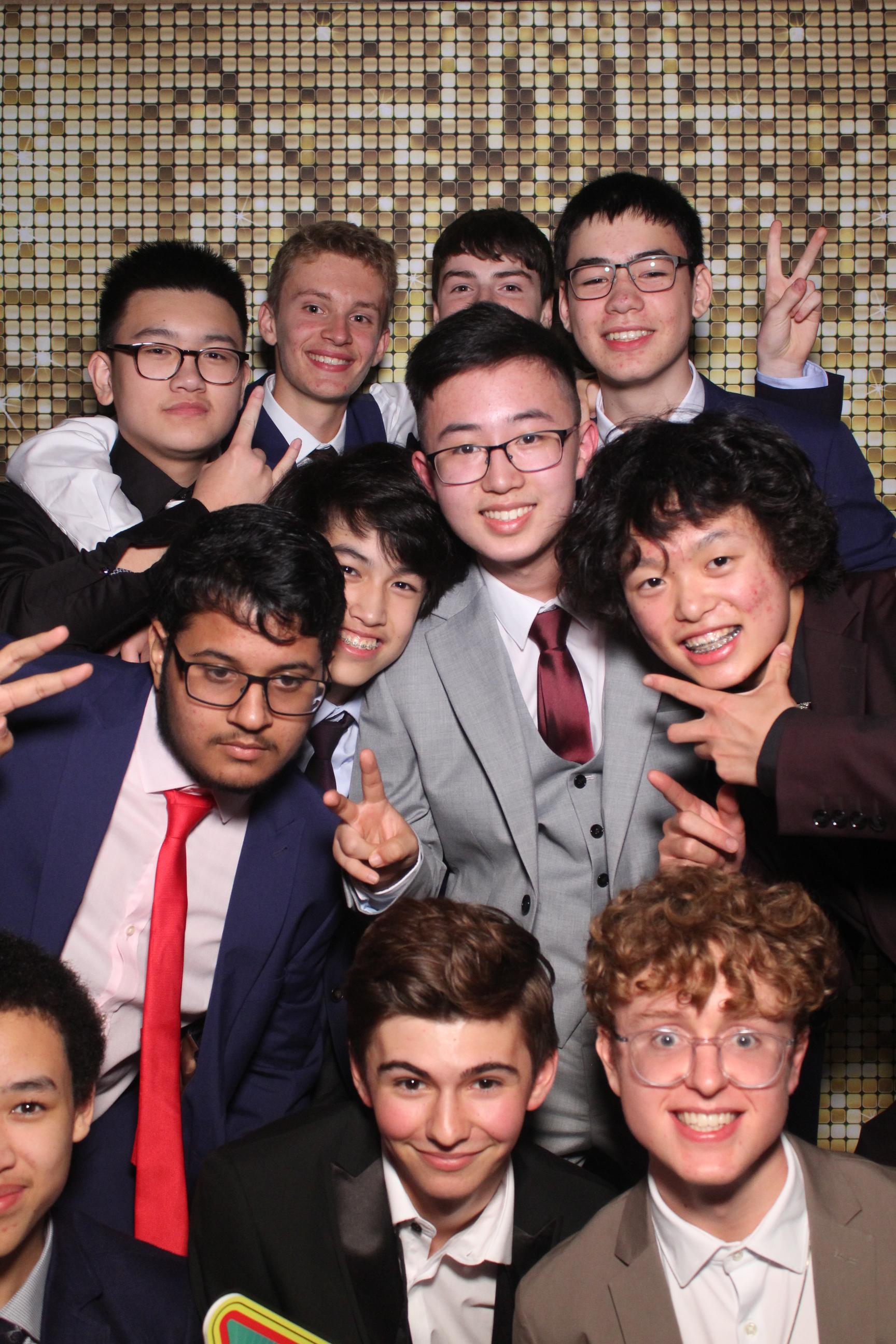 Nottingham high school prom | View more photos from the event at gallery.magicimages.uk/u/MagicImages/Nottingham-high-school-prom