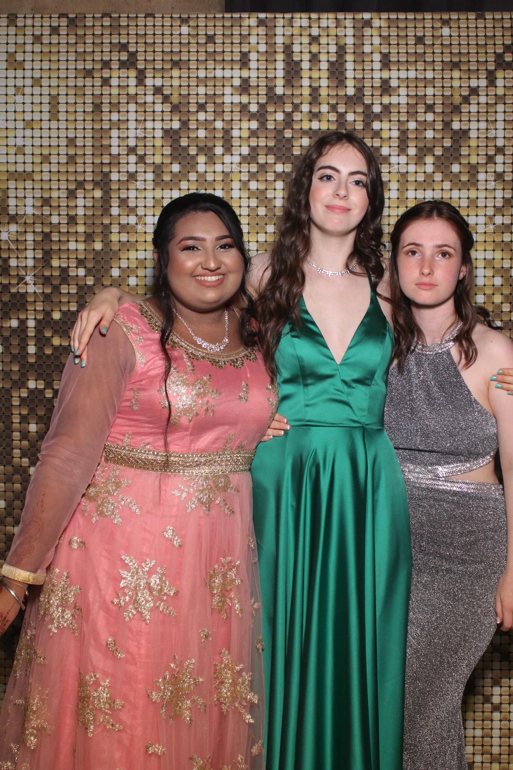 Nottingham high school prom | View more photos from the event at gallery.magicimages.uk/u/MagicImages/Nottingham-high-school-prom