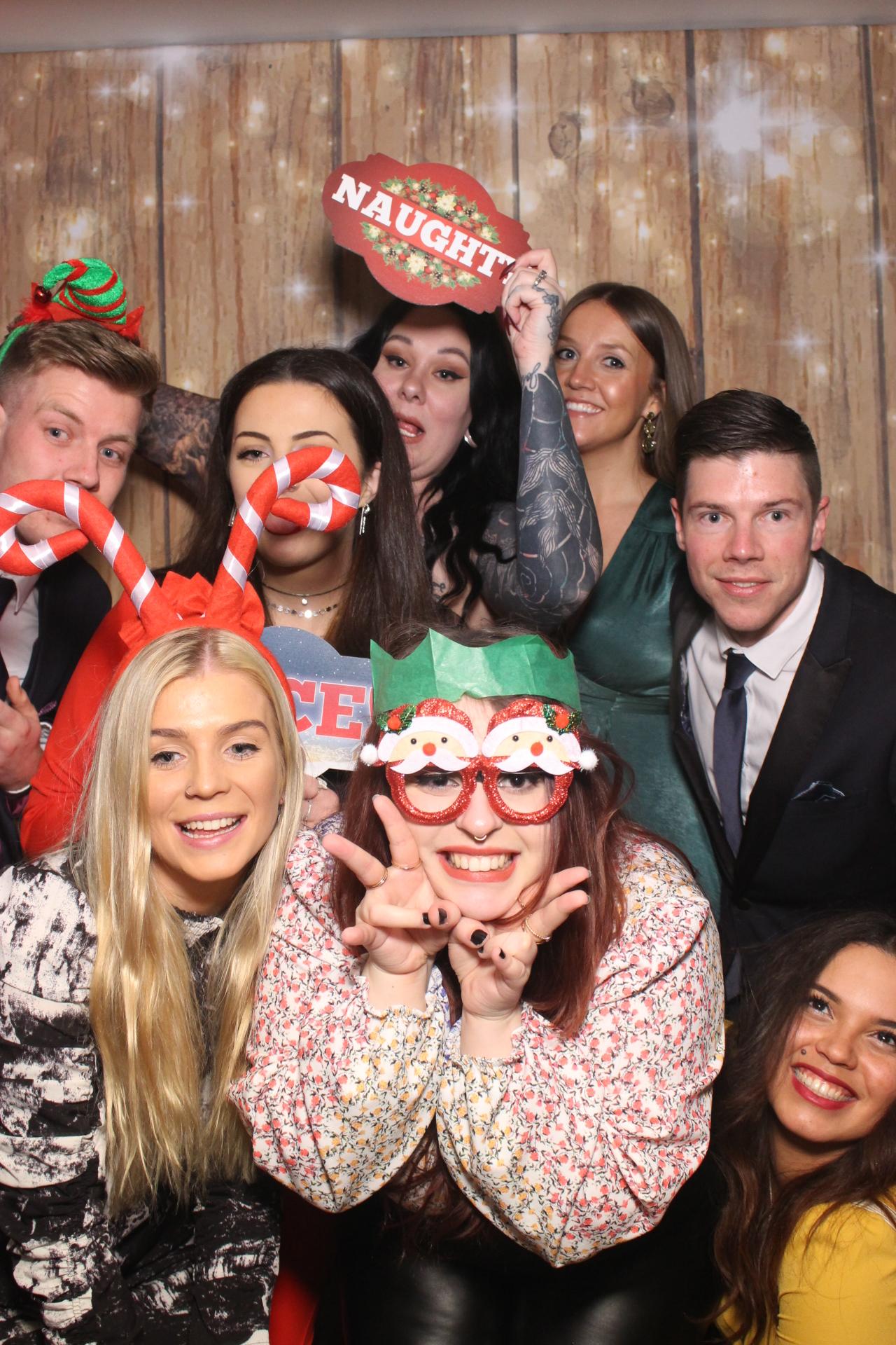 Ramsden international Christmas party  | View more photos from the event at gallery.magicimages.uk/u/MagicImages/Ramsden-international-Christmas-party