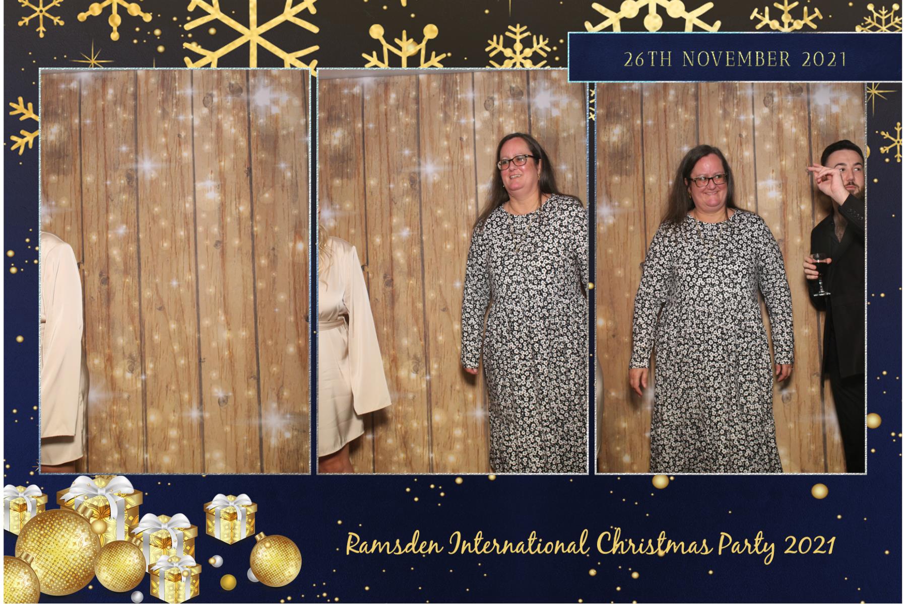 Ramsden international Christmas party  | View more photos from the event at gallery.magicimages.uk/u/MagicImages/Ramsden-international-Christmas-party