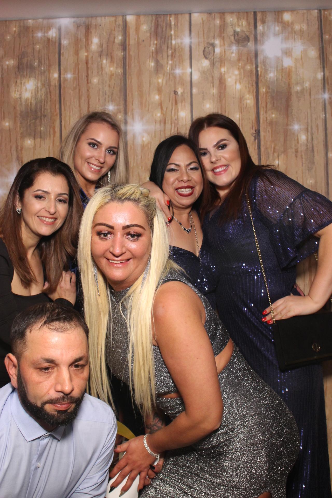 Ramsden international Christmas party  | View more photos from the event at gallery.magicimages.uk/u/MagicImages/Ramsden-international-Christmas-party