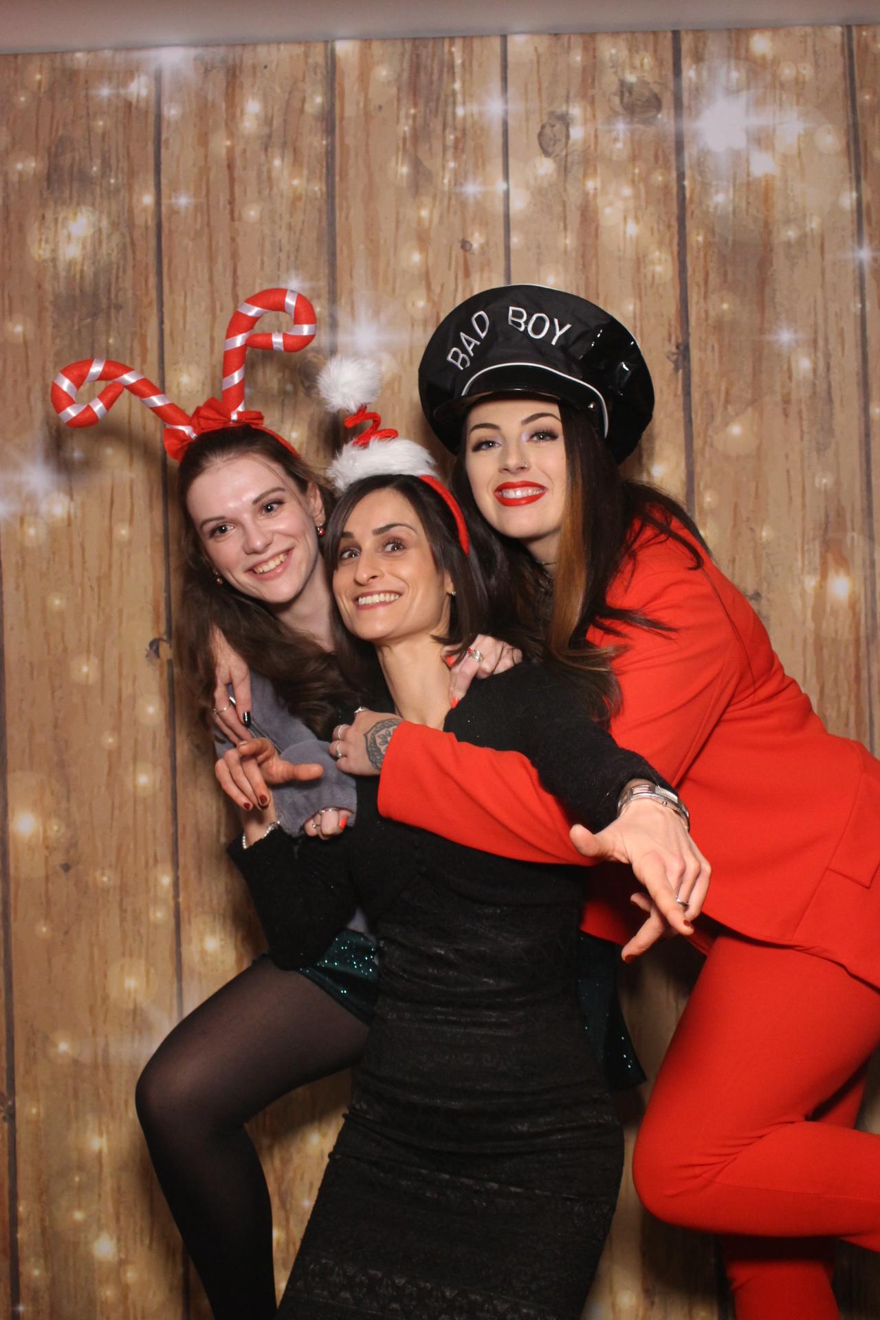 Ramsden international Christmas party  | View more photos from the event at gallery.magicimages.uk/u/MagicImages/Ramsden-international-Christmas-party