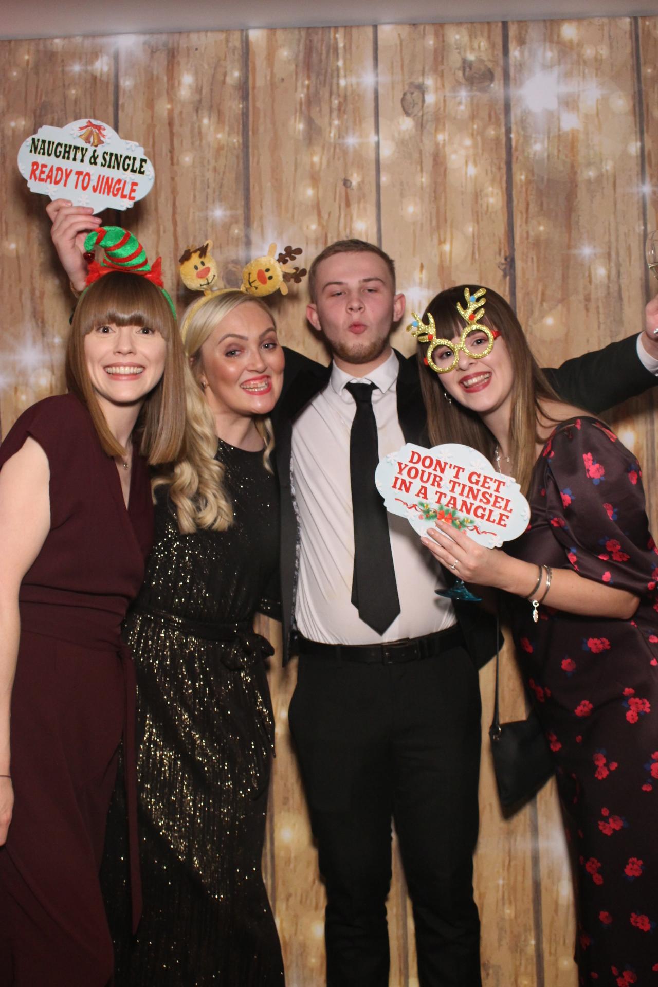 Ramsden international Christmas party  | View more photos from the event at gallery.magicimages.uk/u/MagicImages/Ramsden-international-Christmas-party