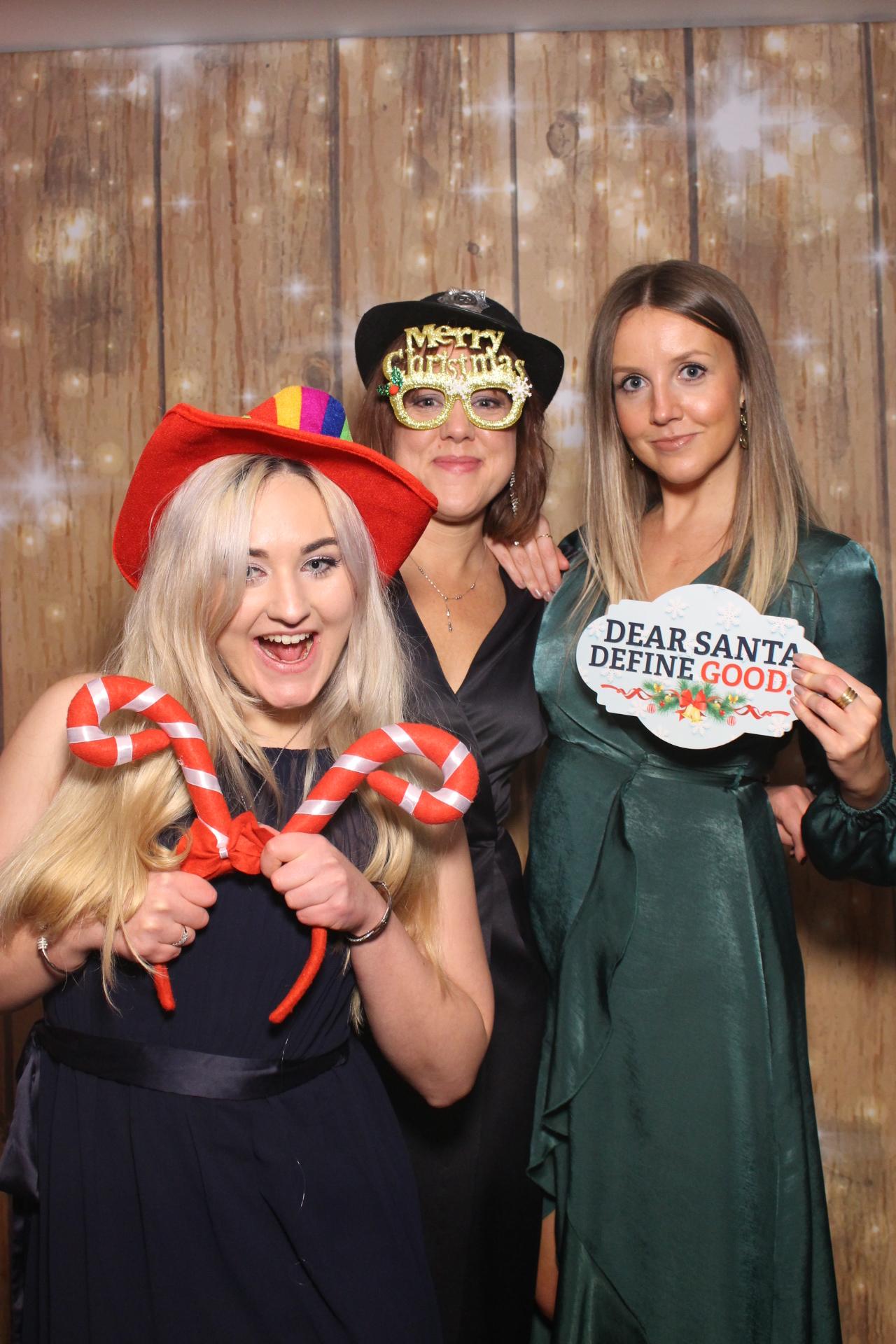 Ramsden international Christmas party  | View more photos from the event at gallery.magicimages.uk/u/MagicImages/Ramsden-international-Christmas-party