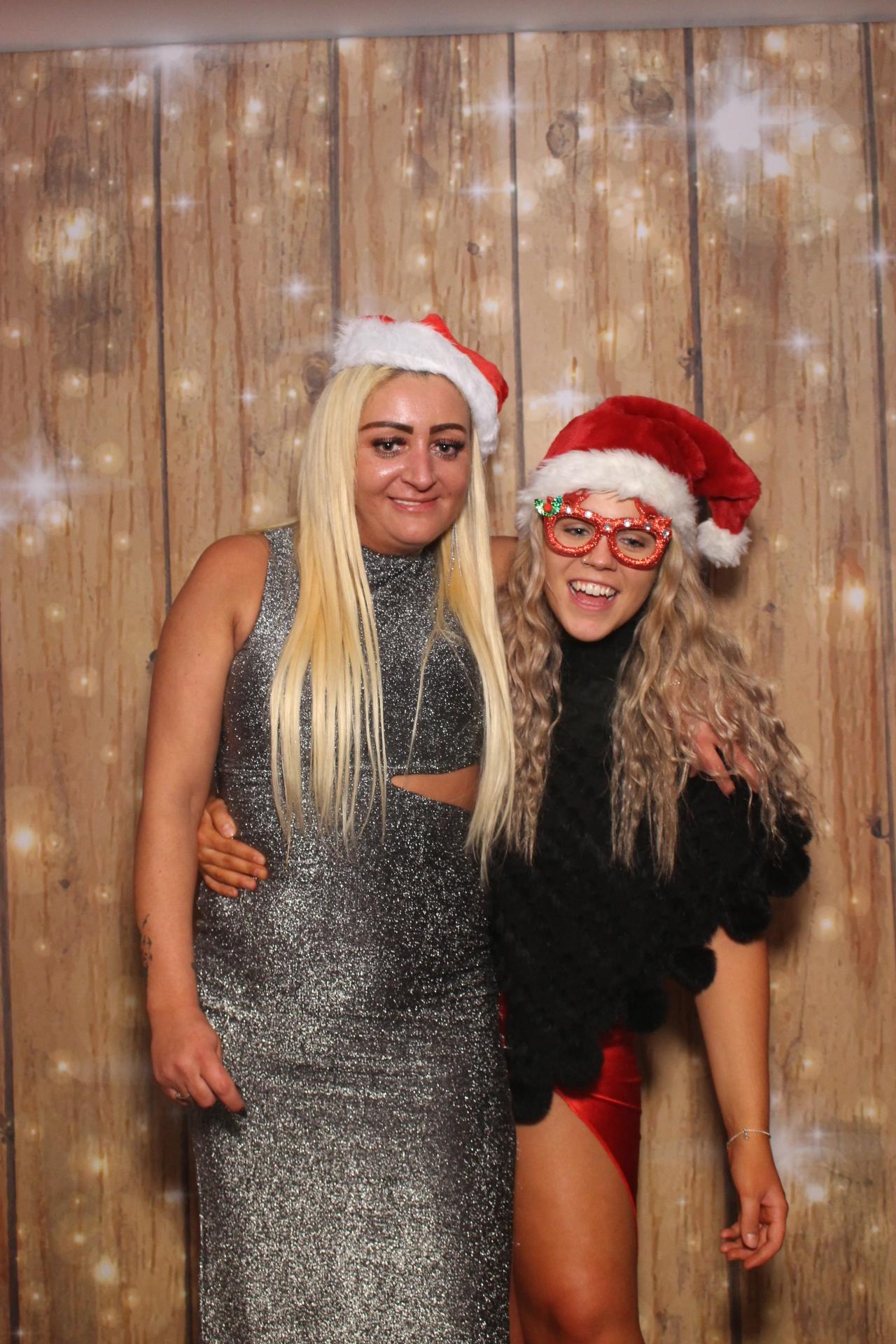 Ramsden international Christmas party  | View more photos from the event at gallery.magicimages.uk/u/MagicImages/Ramsden-international-Christmas-party