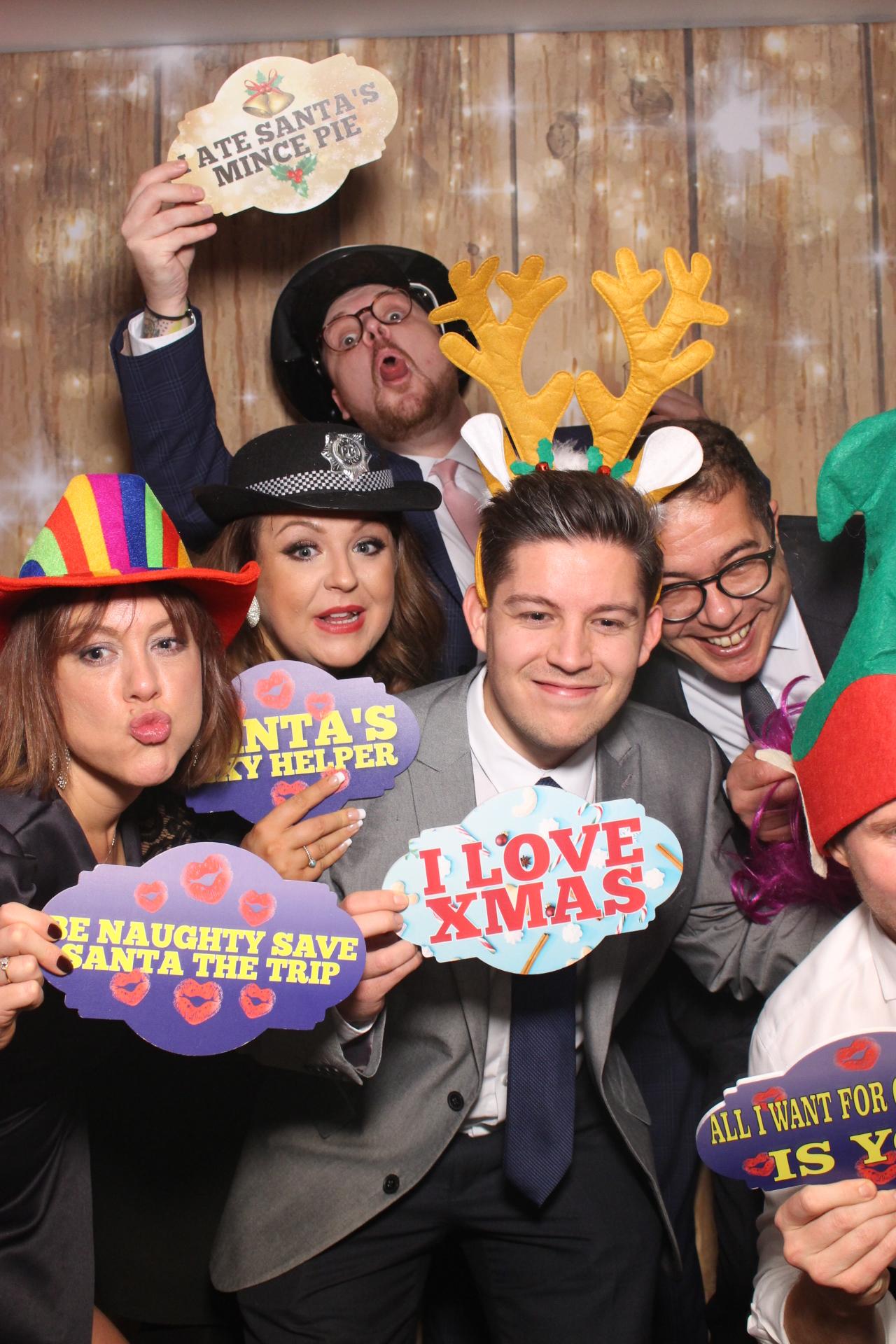 Ramsden international Christmas party  | View more photos from the event at gallery.magicimages.uk/u/MagicImages/Ramsden-international-Christmas-party