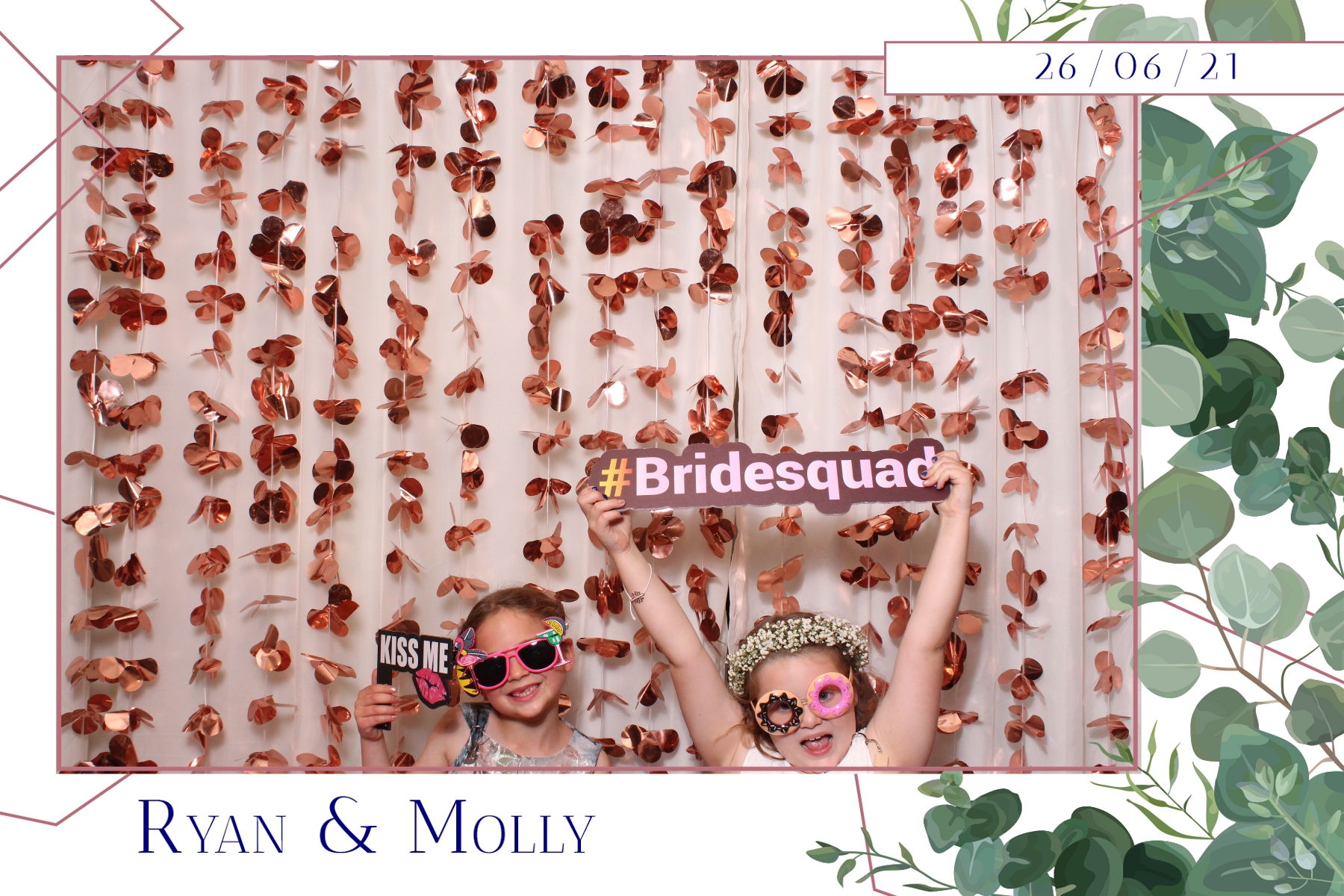 Ryan & Molly  | View more photos from the event at gallery.magicimages.uk/u/MagicImages/Ryan-Molly