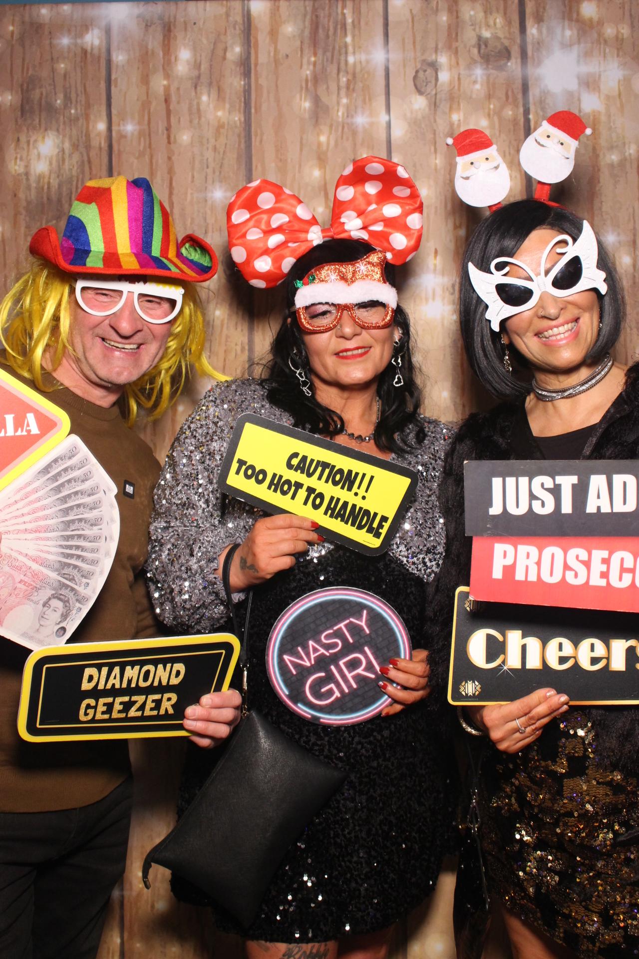 70s & 80s Christmas party  | View more photos from the event at gallery.magicimages.uk/u/MagicImages/70s-80s-Christmas-party