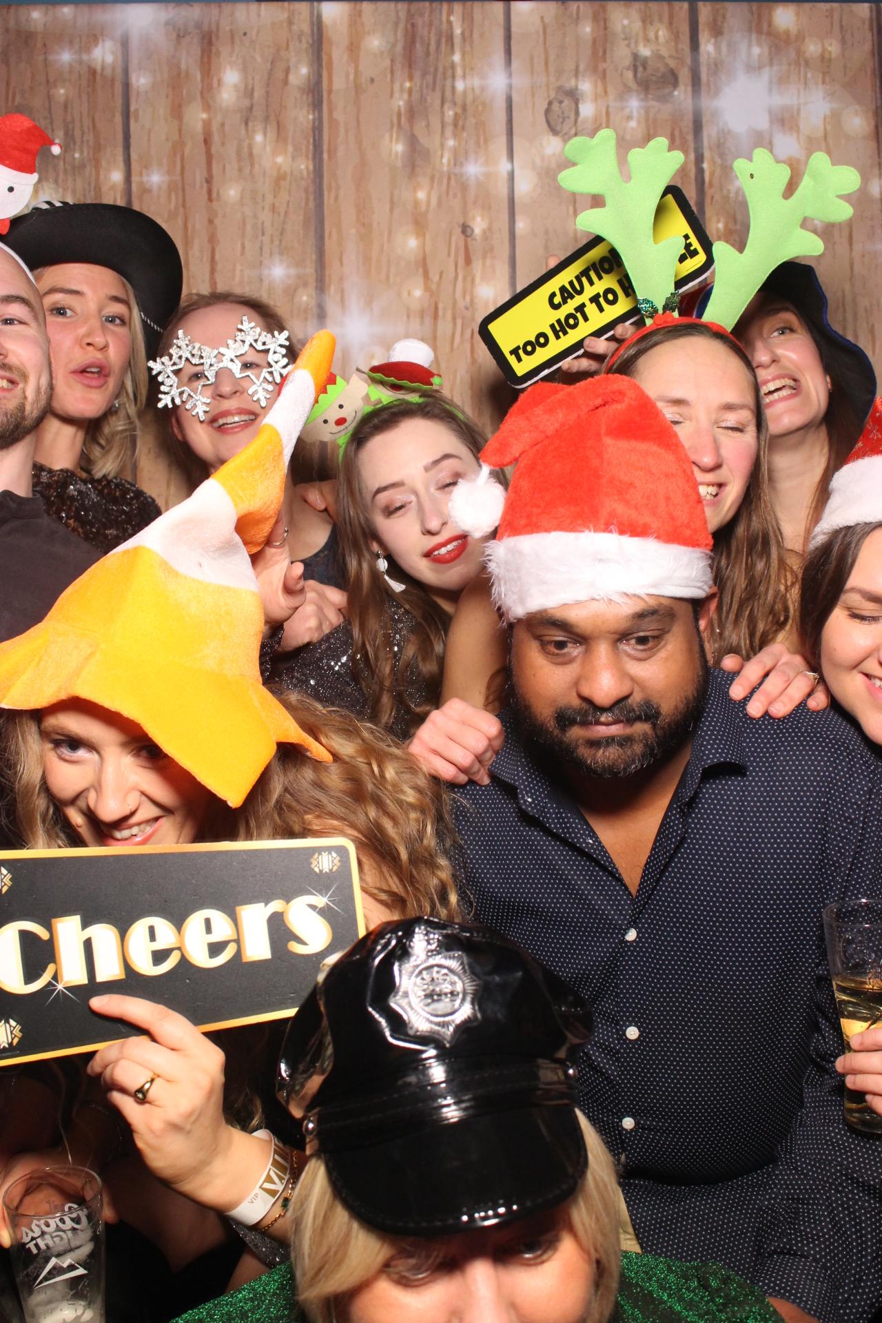 70s & 80s Christmas party  | View more photos from the event at gallery.magicimages.uk/u/MagicImages/70s-80s-Christmas-party
