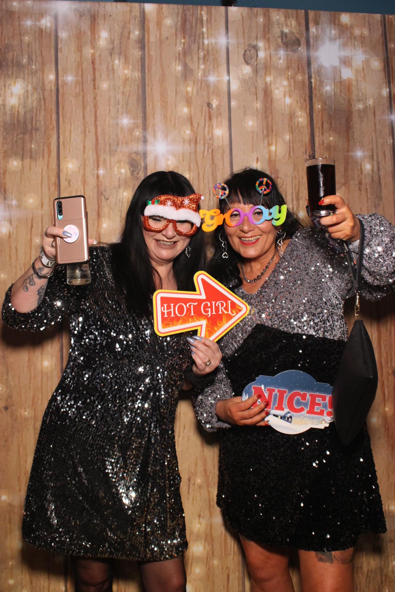 70s & 80s Christmas party  | View more photos from the event at gallery.magicimages.uk/u/MagicImages/70s-80s-Christmas-party