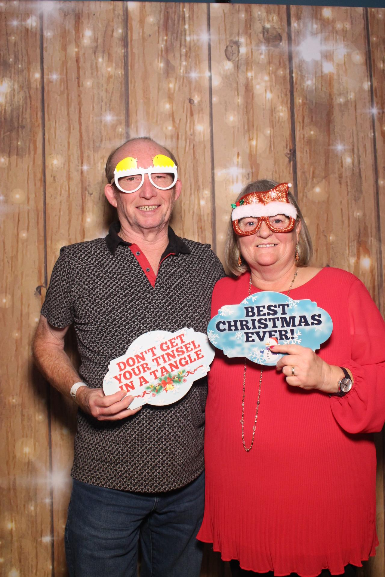 70s & 80s Christmas party  | View more photos from the event at gallery.magicimages.uk/u/MagicImages/70s-80s-Christmas-party