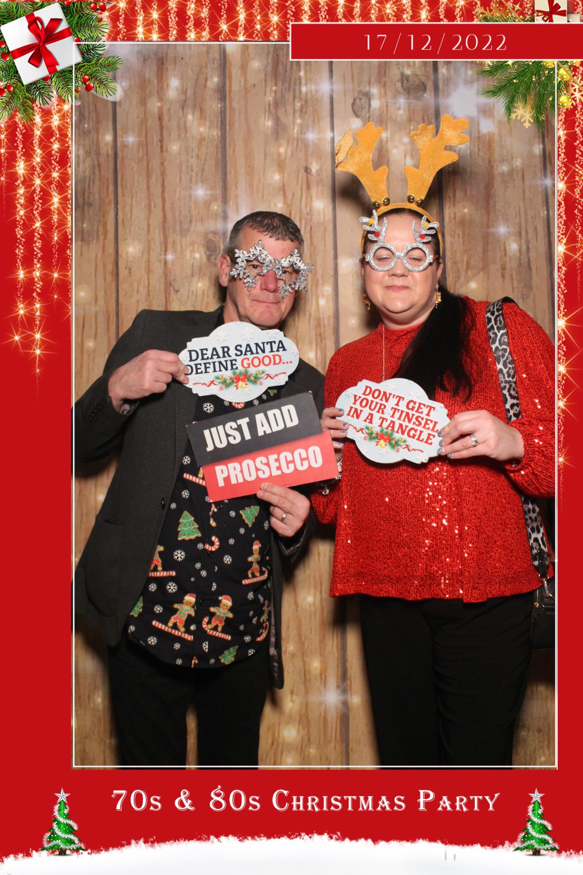 70s & 80s Christmas party  | View more photos from the event at gallery.magicimages.uk/u/MagicImages/70s-80s-Christmas-party