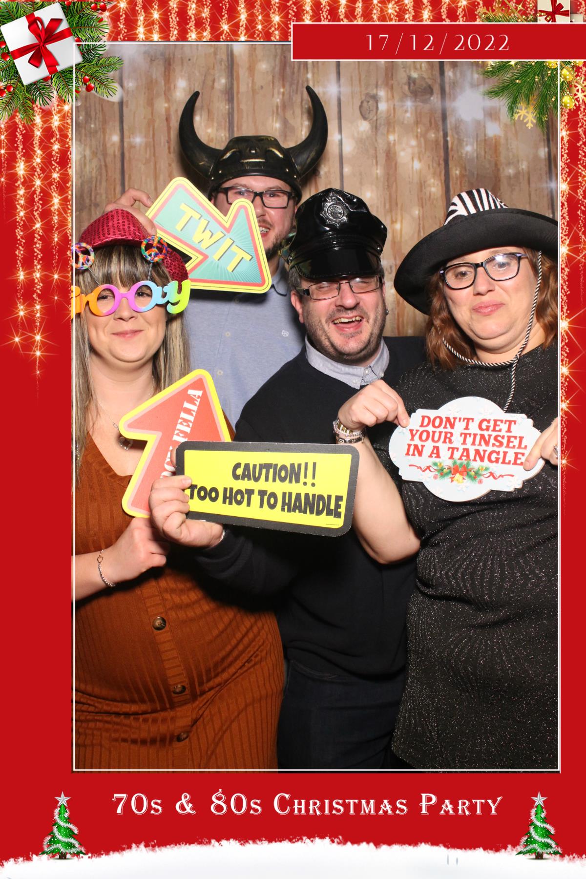 70s & 80s Christmas party  | View more photos from the event at gallery.magicimages.uk/u/MagicImages/70s-80s-Christmas-party