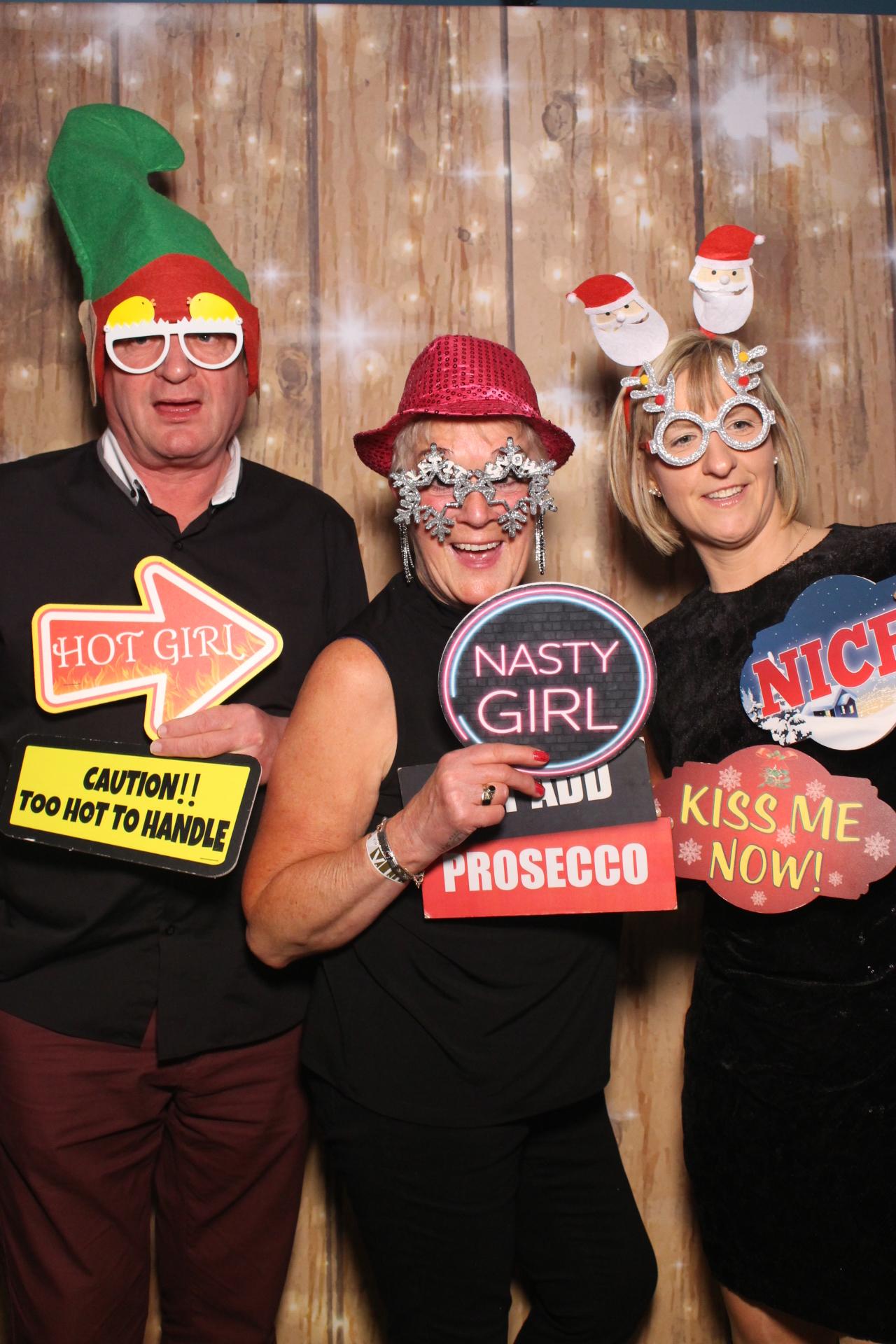 70s & 80s Christmas party  | View more photos from the event at gallery.magicimages.uk/u/MagicImages/70s-80s-Christmas-party