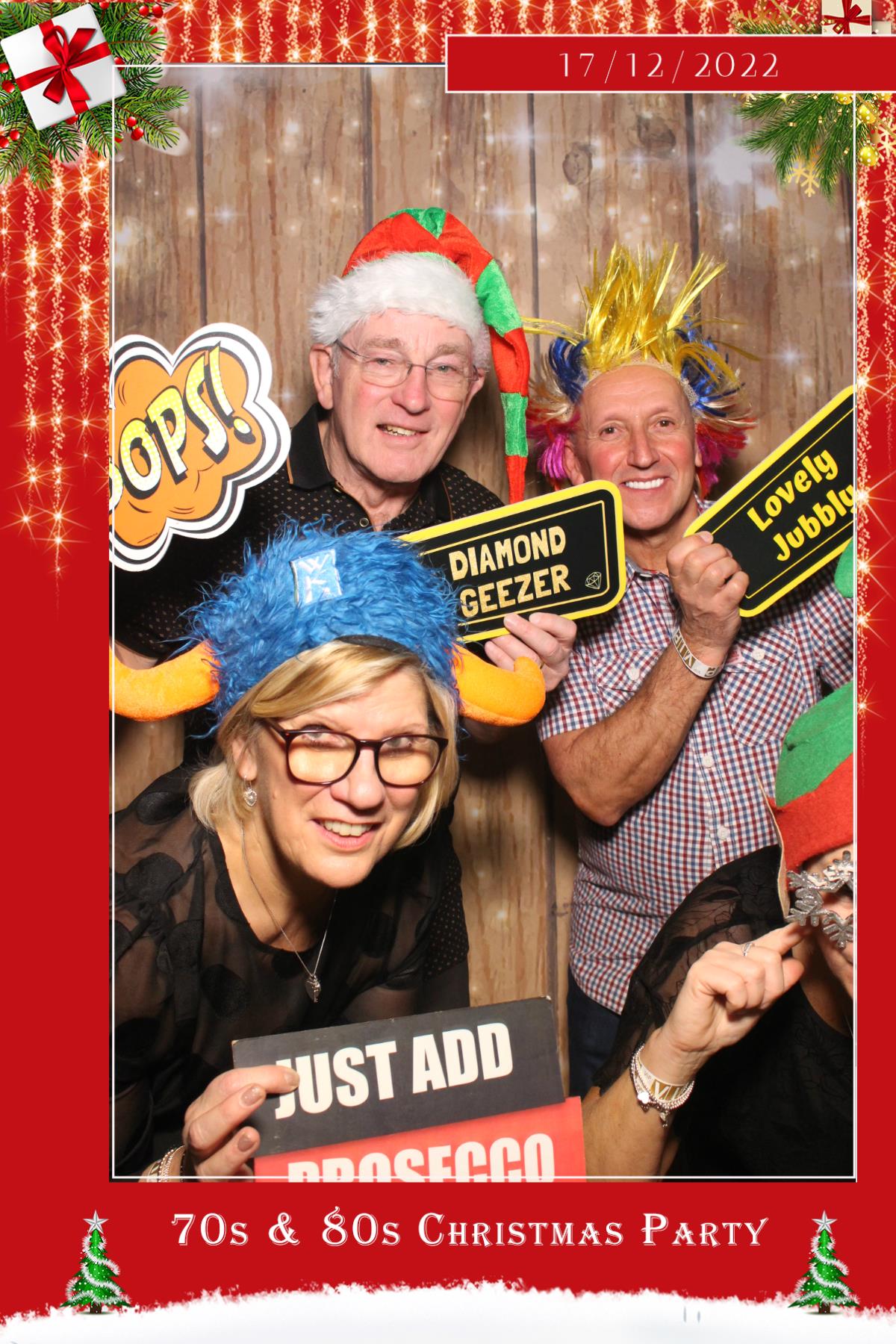 70s & 80s Christmas party  | View more photos from the event at gallery.magicimages.uk/u/MagicImages/70s-80s-Christmas-party