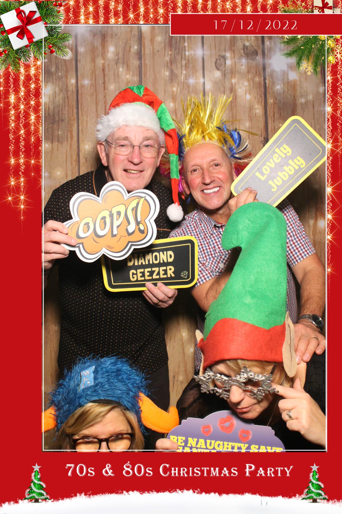 70s & 80s Christmas party  | View more photos from the event at gallery.magicimages.uk/u/MagicImages/70s-80s-Christmas-party