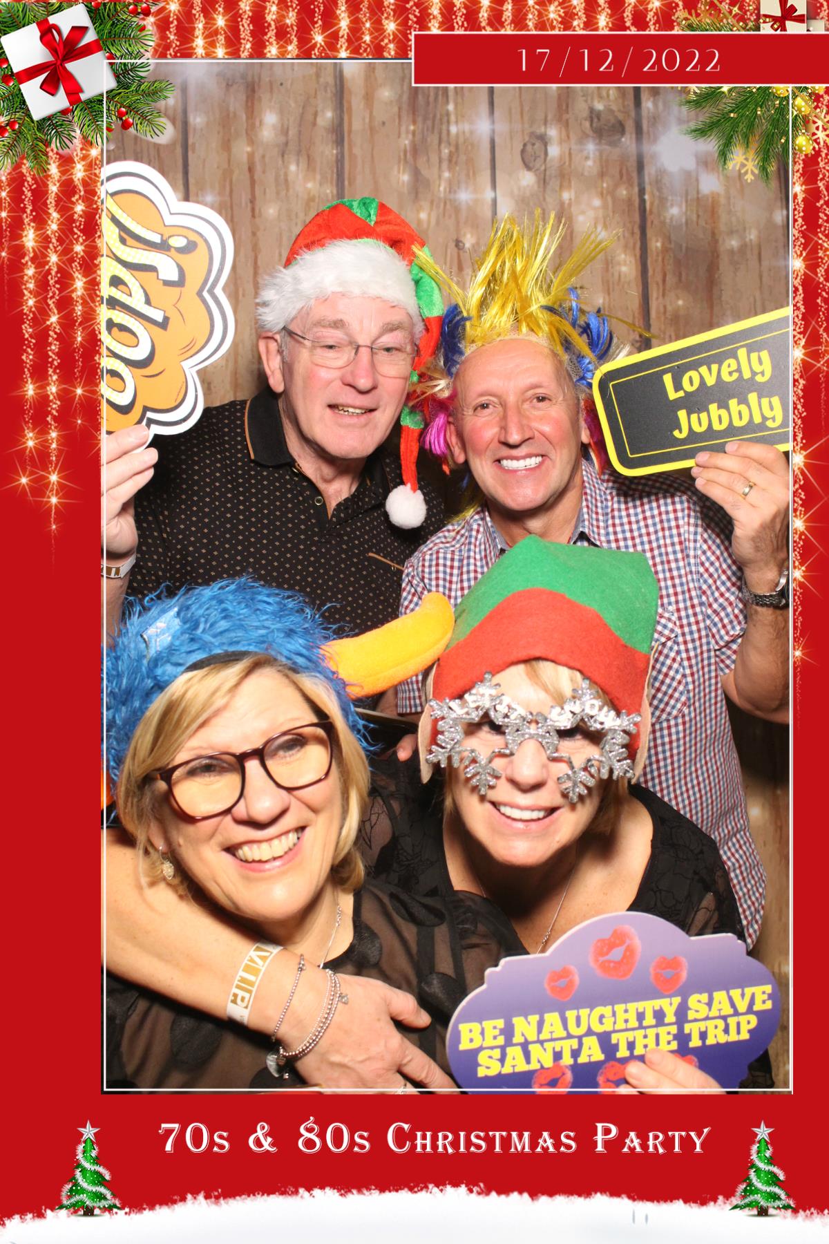 70s & 80s Christmas party  | View more photos from the event at gallery.magicimages.uk/u/MagicImages/70s-80s-Christmas-party