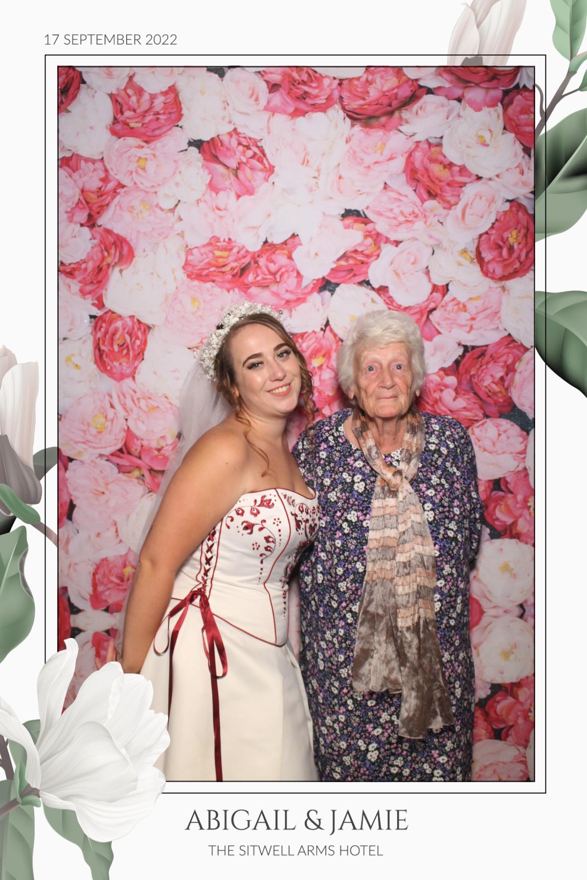 Abigail & Jamie  | View more photos from the event at gallery.magicimages.uk/u/MagicImages/Abigail-Jamie