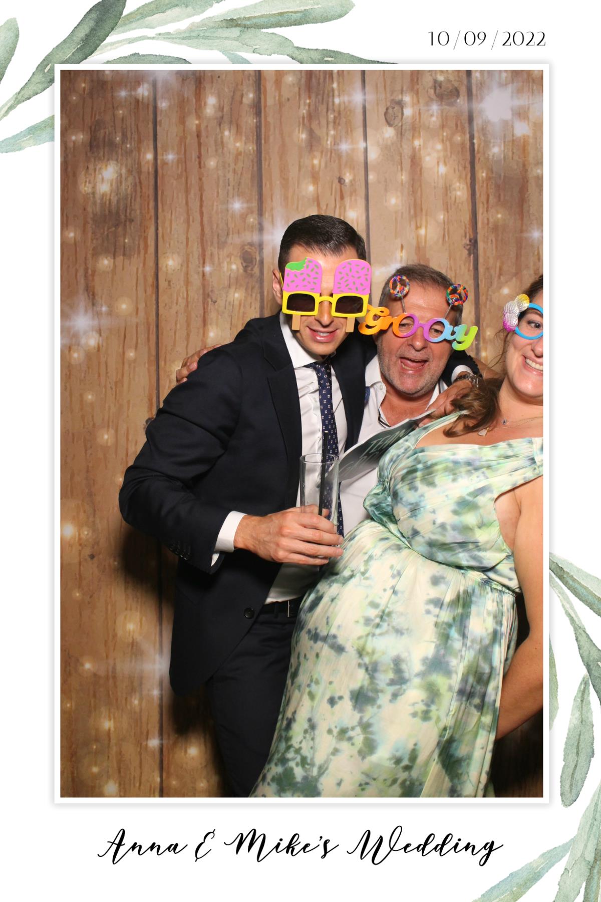 Anna & Mike  | View more photos from the event at gallery.magicimages.uk/u/MagicImages/Anna-Mike