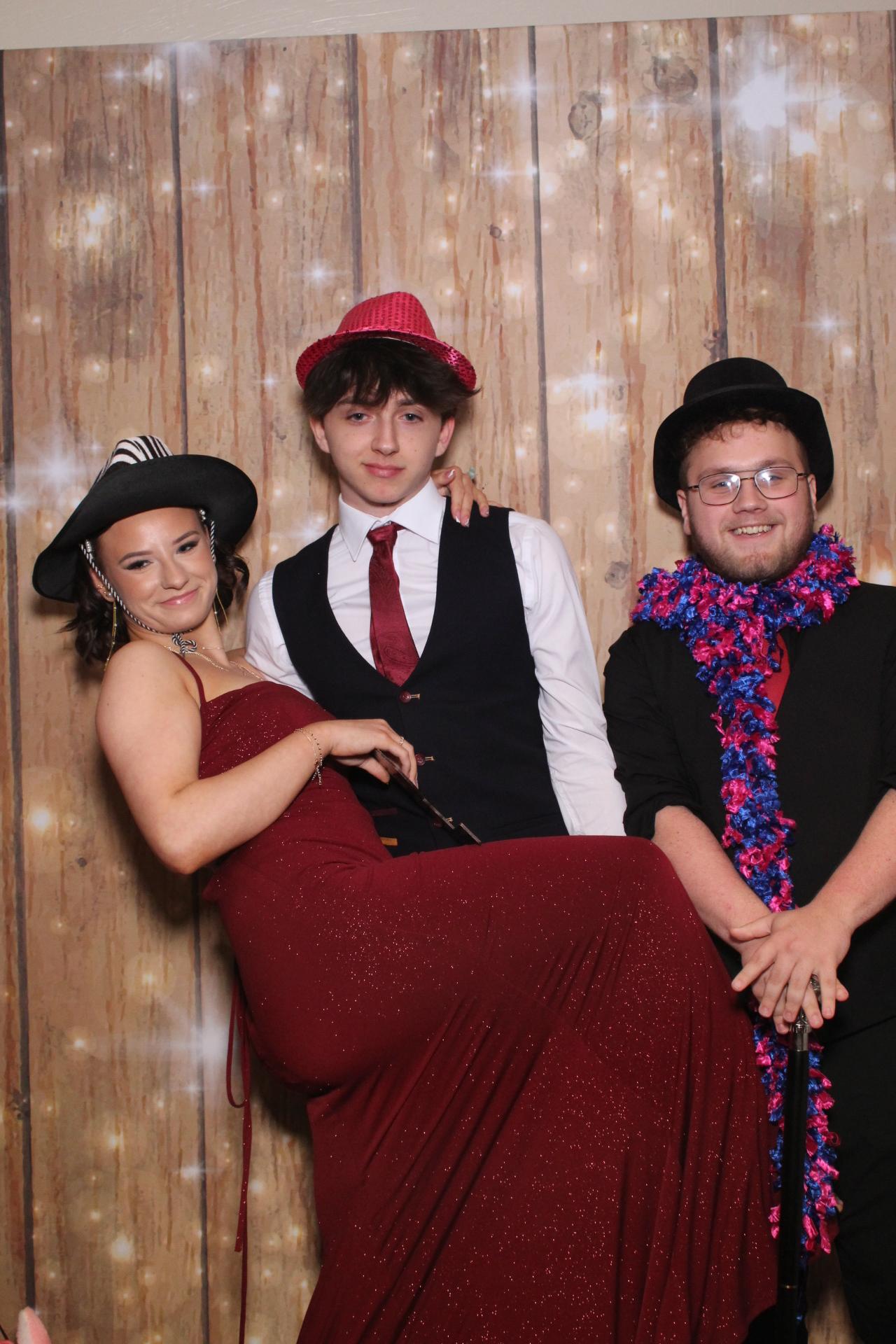 Ash Hill Academy prom 2022 | View more photos from the event at gallery.magicimages.uk/u/MagicImages/Ash-Hill-Academy-prom-2022