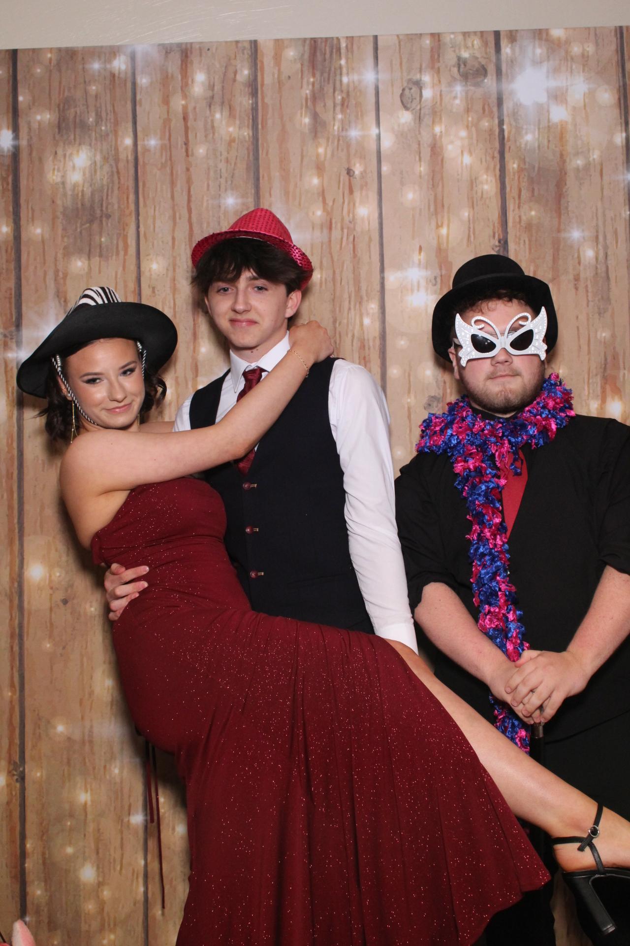 Ash Hill Academy prom 2022 | View more photos from the event at gallery.magicimages.uk/u/MagicImages/Ash-Hill-Academy-prom-2022