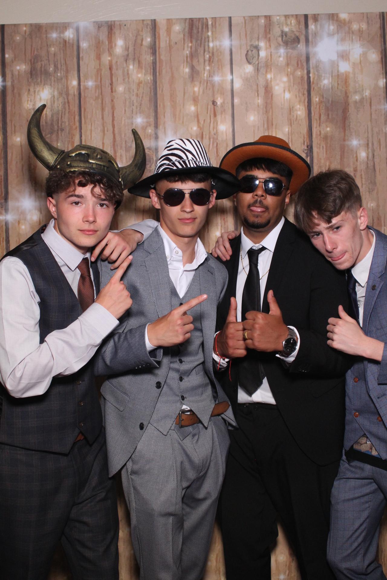 Ash Hill Academy prom 2022 | View more photos from the event at gallery.magicimages.uk/u/MagicImages/Ash-Hill-Academy-prom-2022