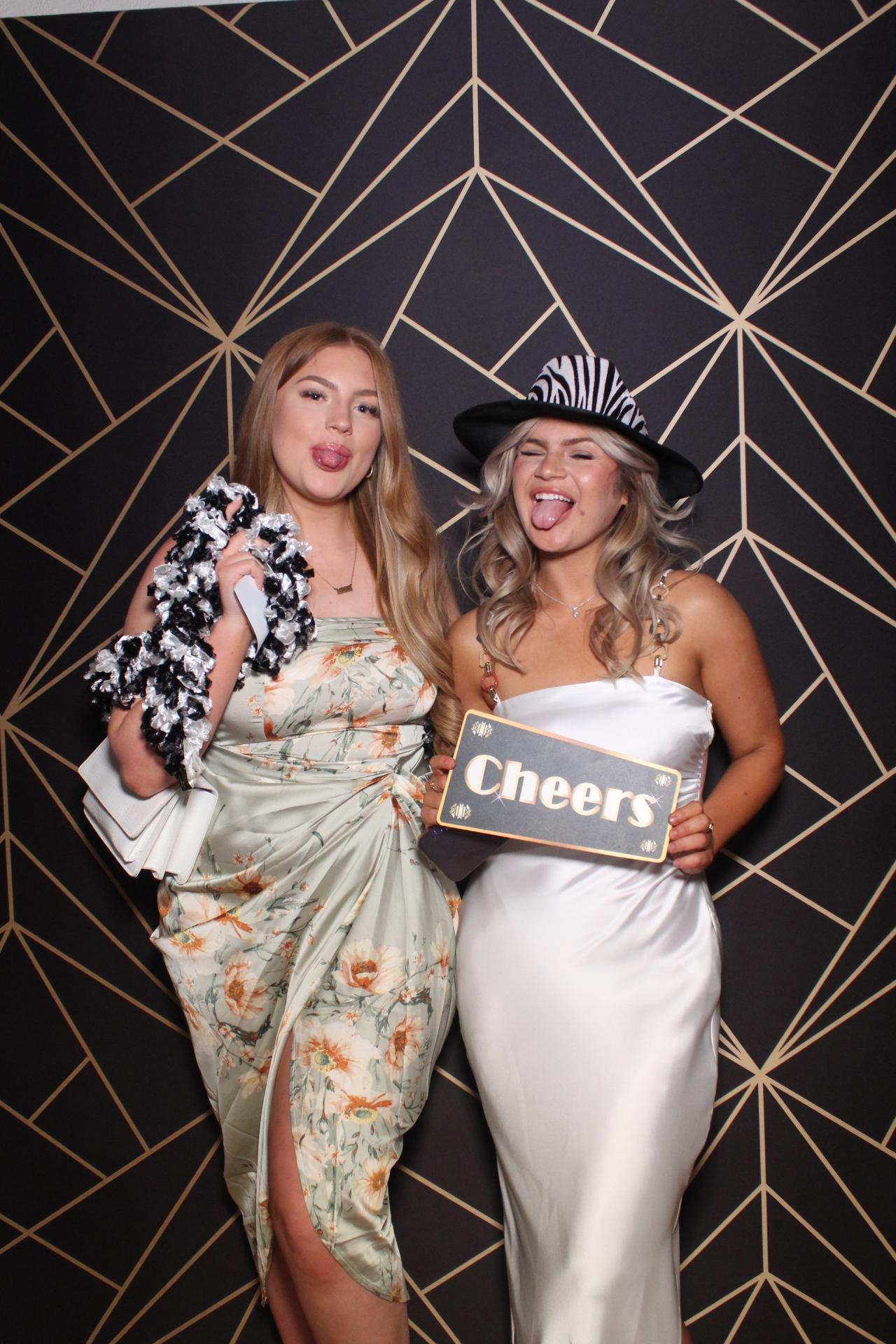 Baysgarth School Prom | View more photos from the event at gallery.magicimages.uk/u/MagicImages/Baysgarth-School-Prom-0