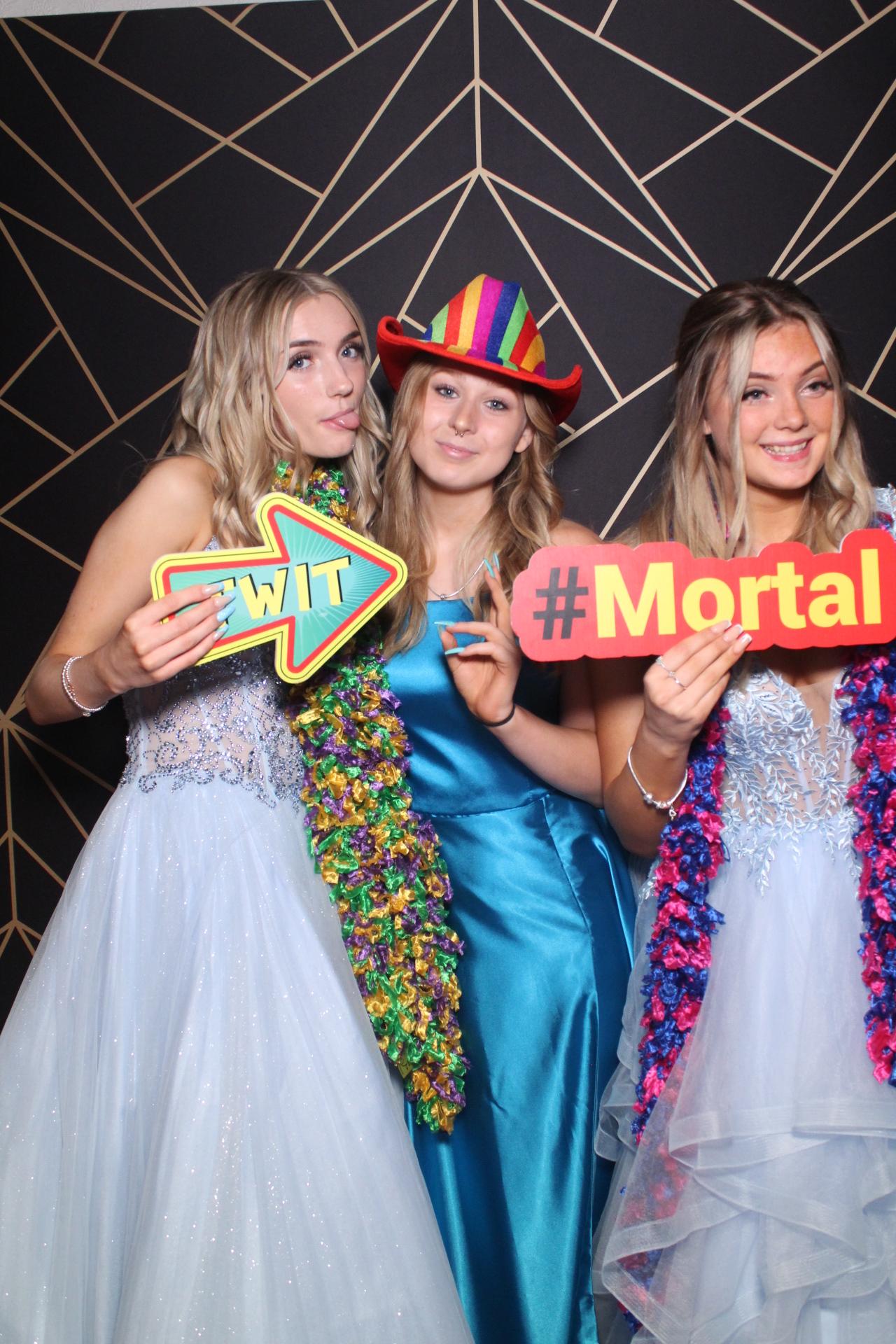 Baysgarth School Prom | View more photos from the event at gallery.magicimages.uk/u/MagicImages/Baysgarth-School-Prom-0