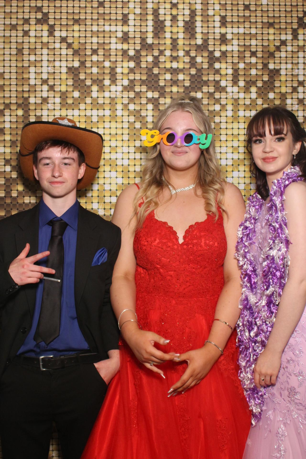 Beacon Year 11 prom | View more photos from the event at gallery.magicimages.uk/u/MagicImages/Beacon-Year-11-prom
