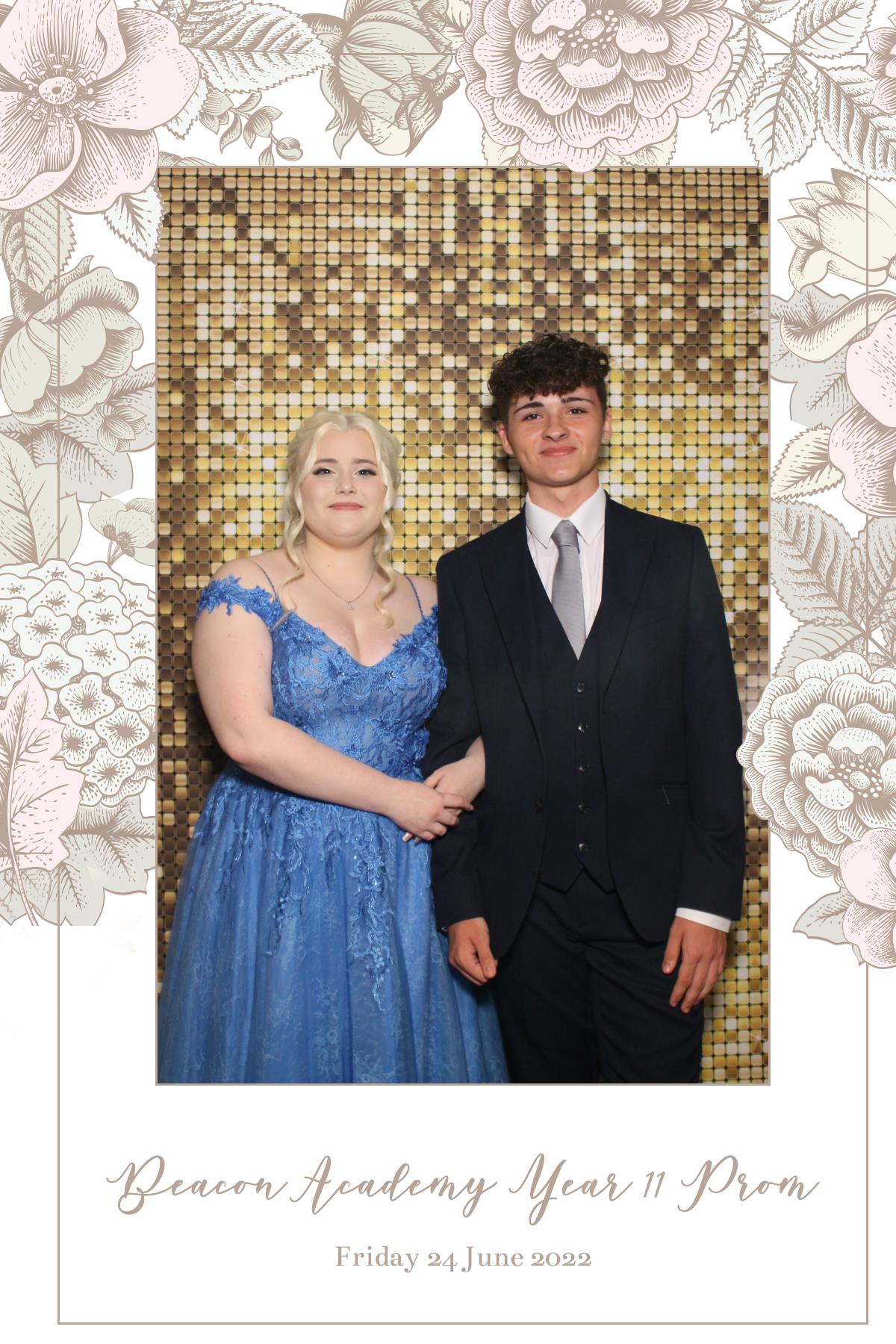 Beacon Year 11 prom | View more photos from the event at gallery.magicimages.uk/u/MagicImages/Beacon-Year-11-prom
