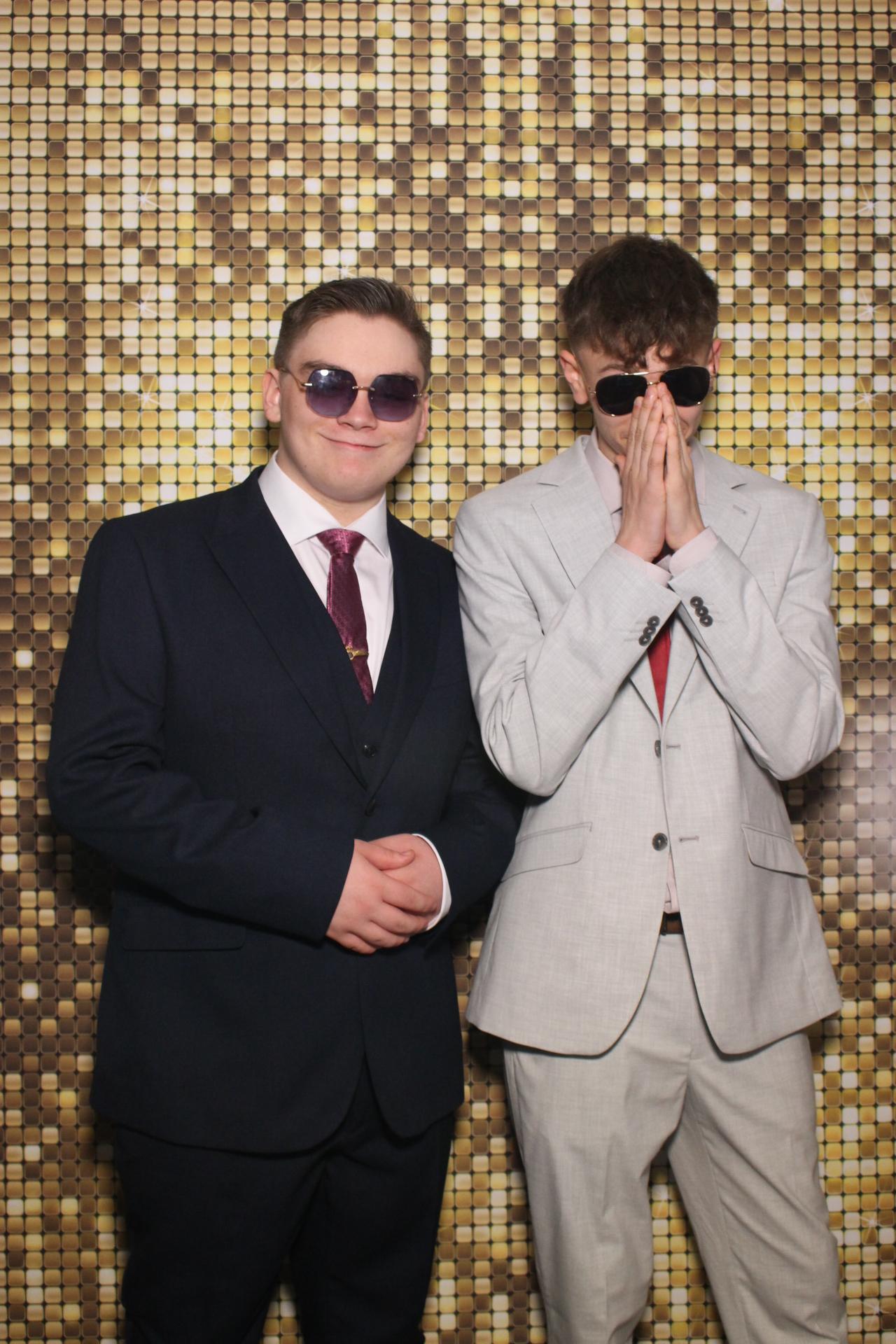 Beacon Year 11 prom | View more photos from the event at gallery.magicimages.uk/u/MagicImages/Beacon-Year-11-prom